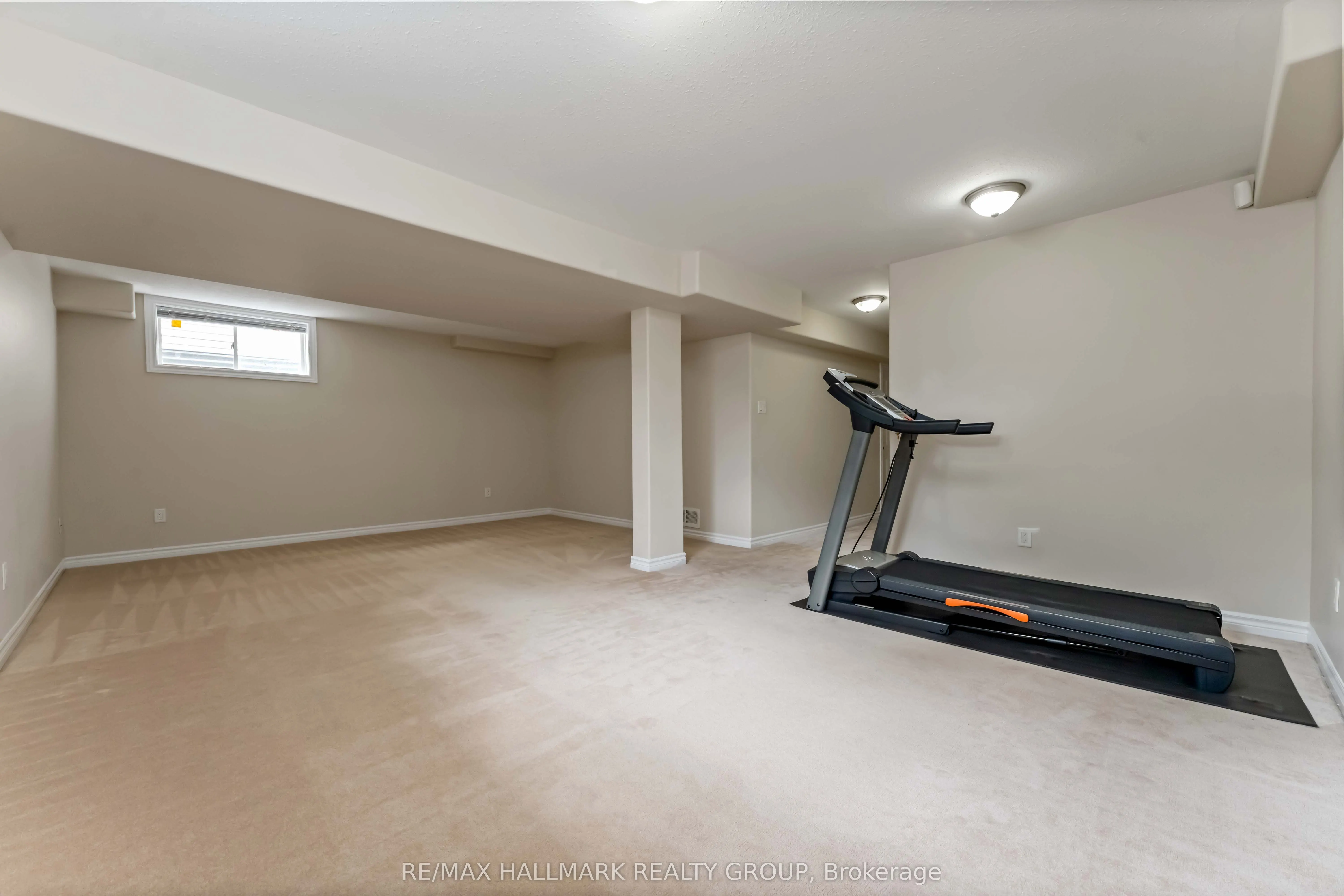 656 Everlasting Crescent