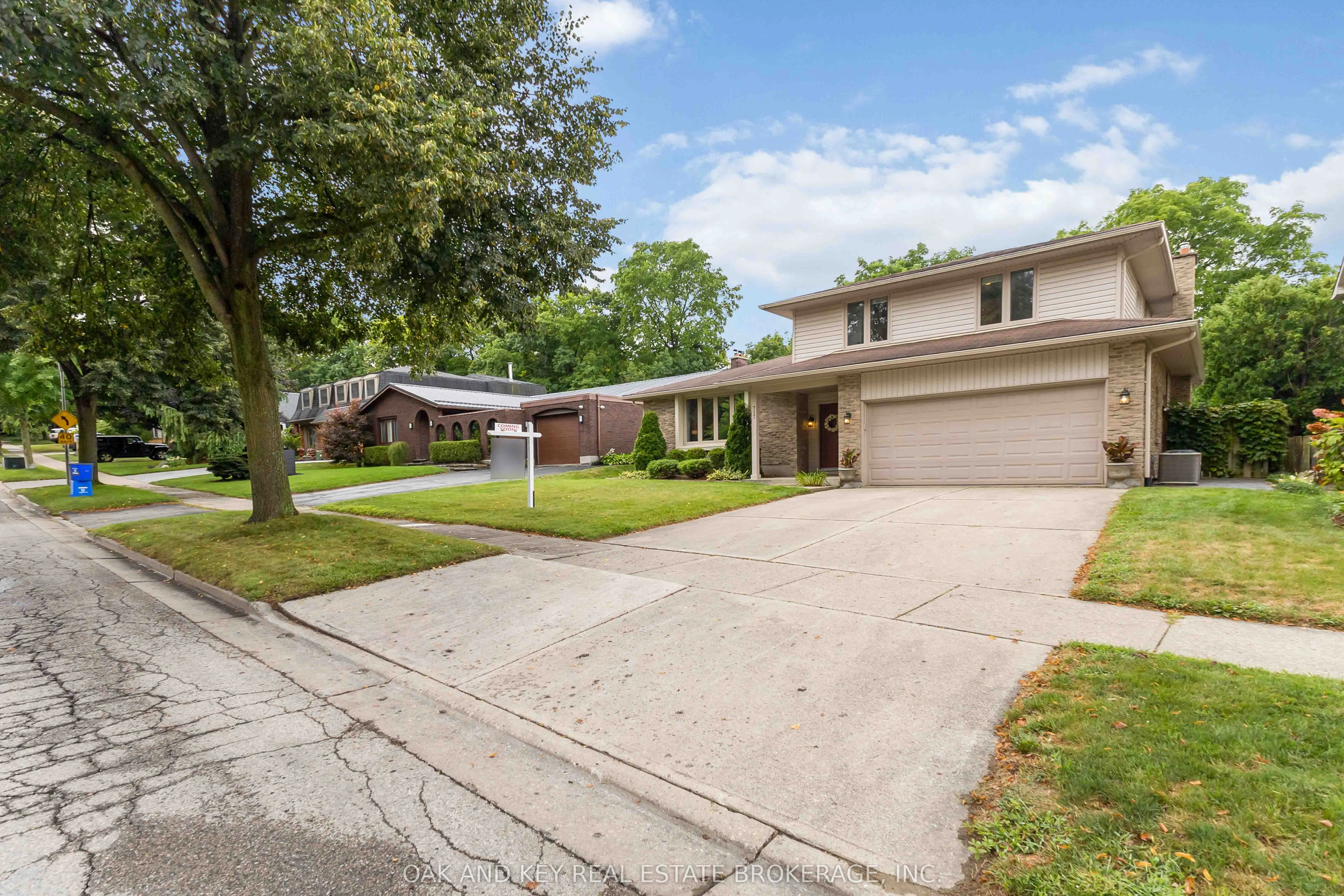 717 Griffith Street