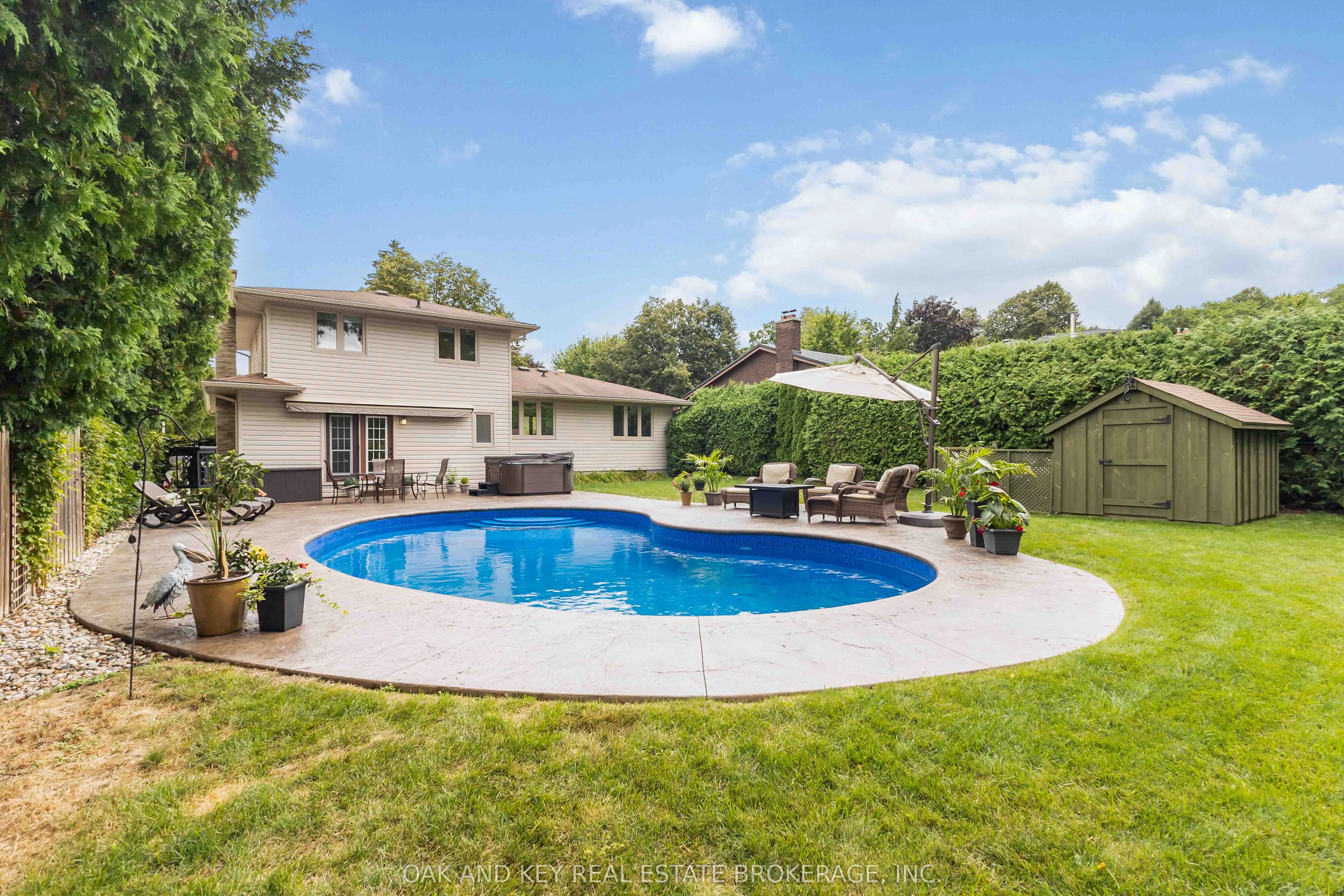 717 Griffith Street