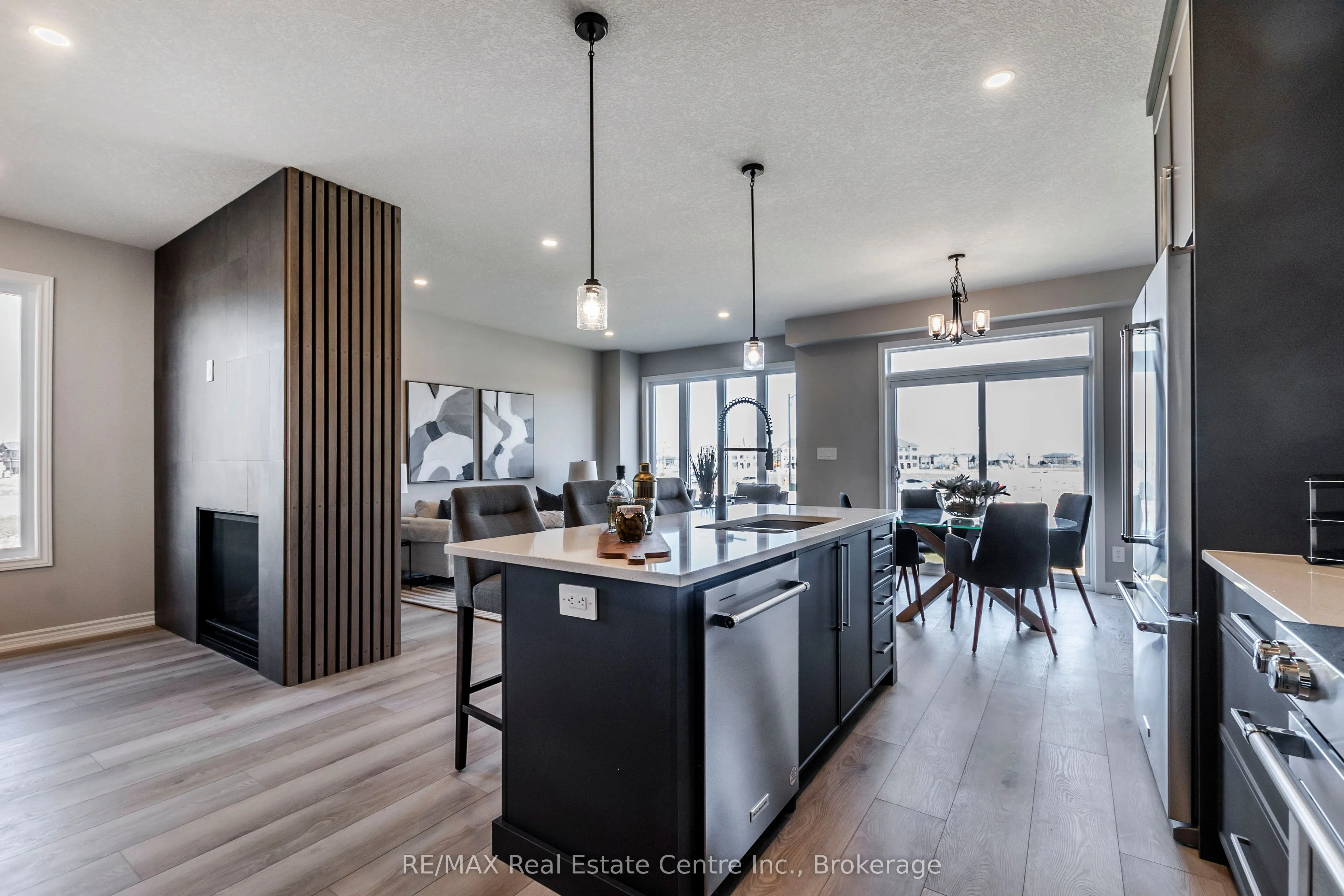 119 Langridge Way