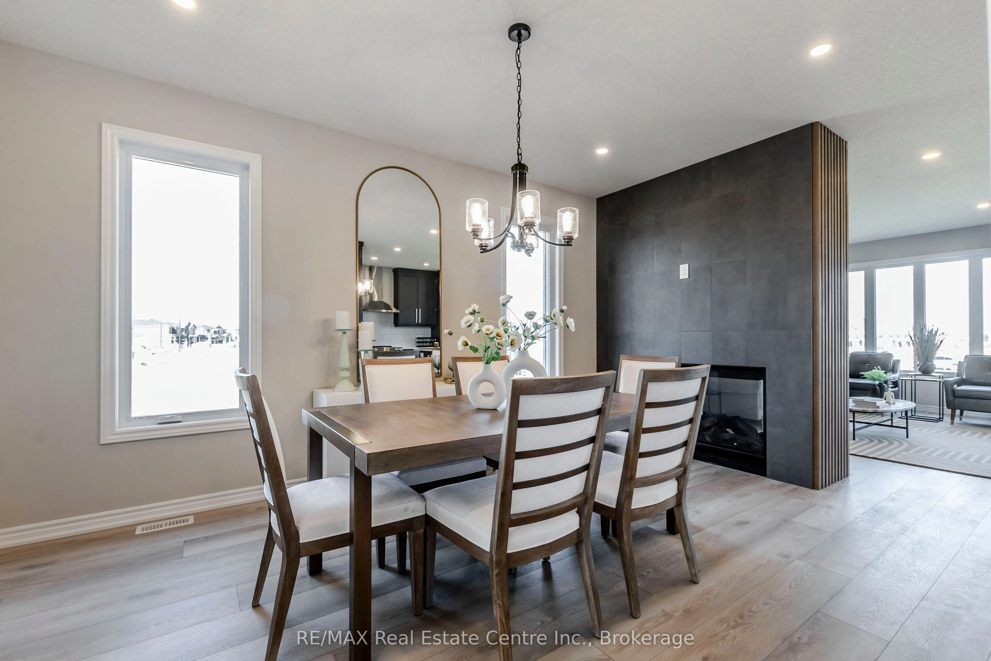 119 Langridge Way