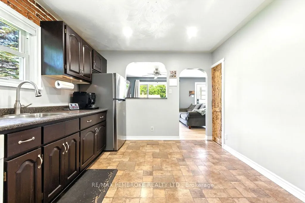 10 Silke Drive