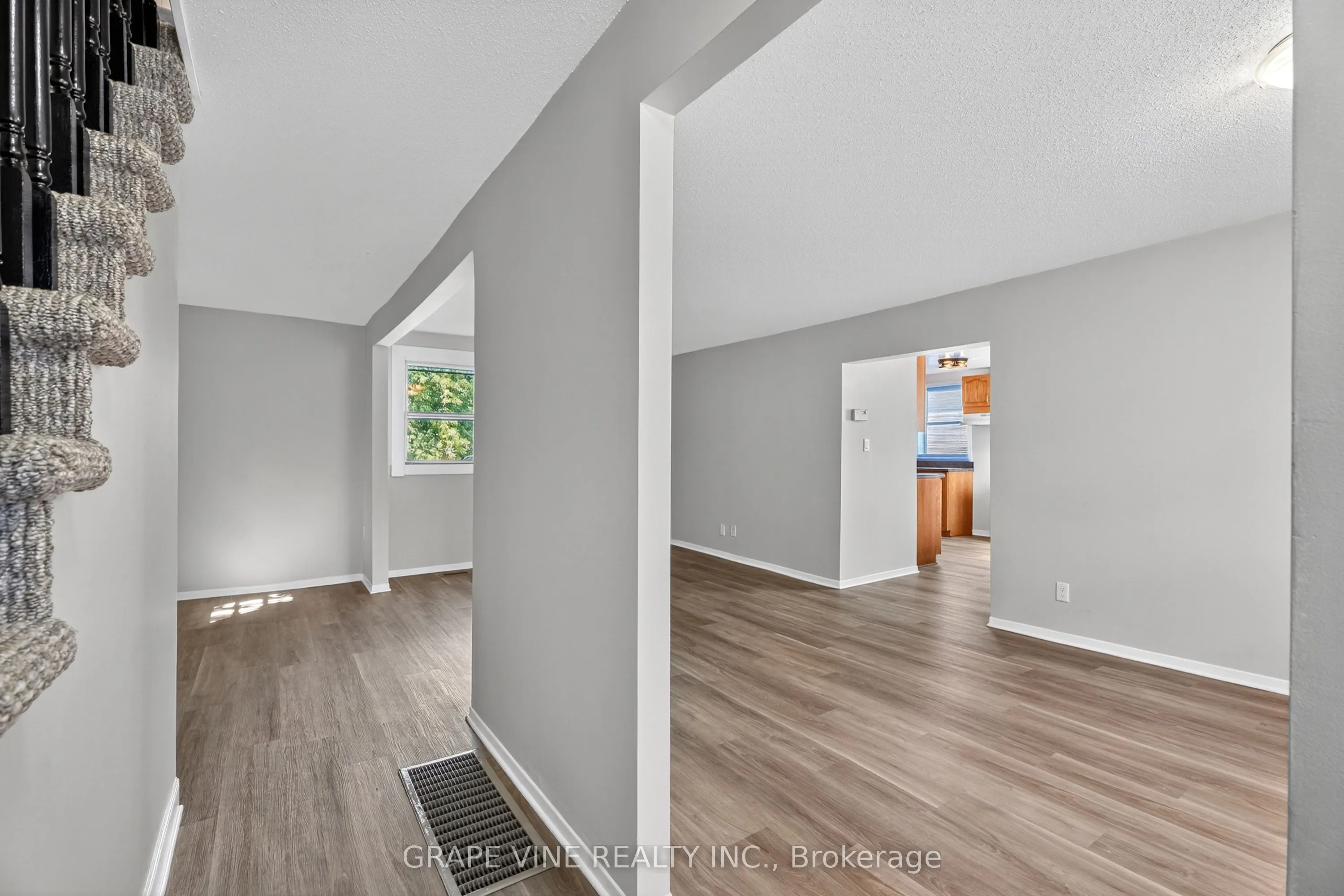 814 Laurier Street