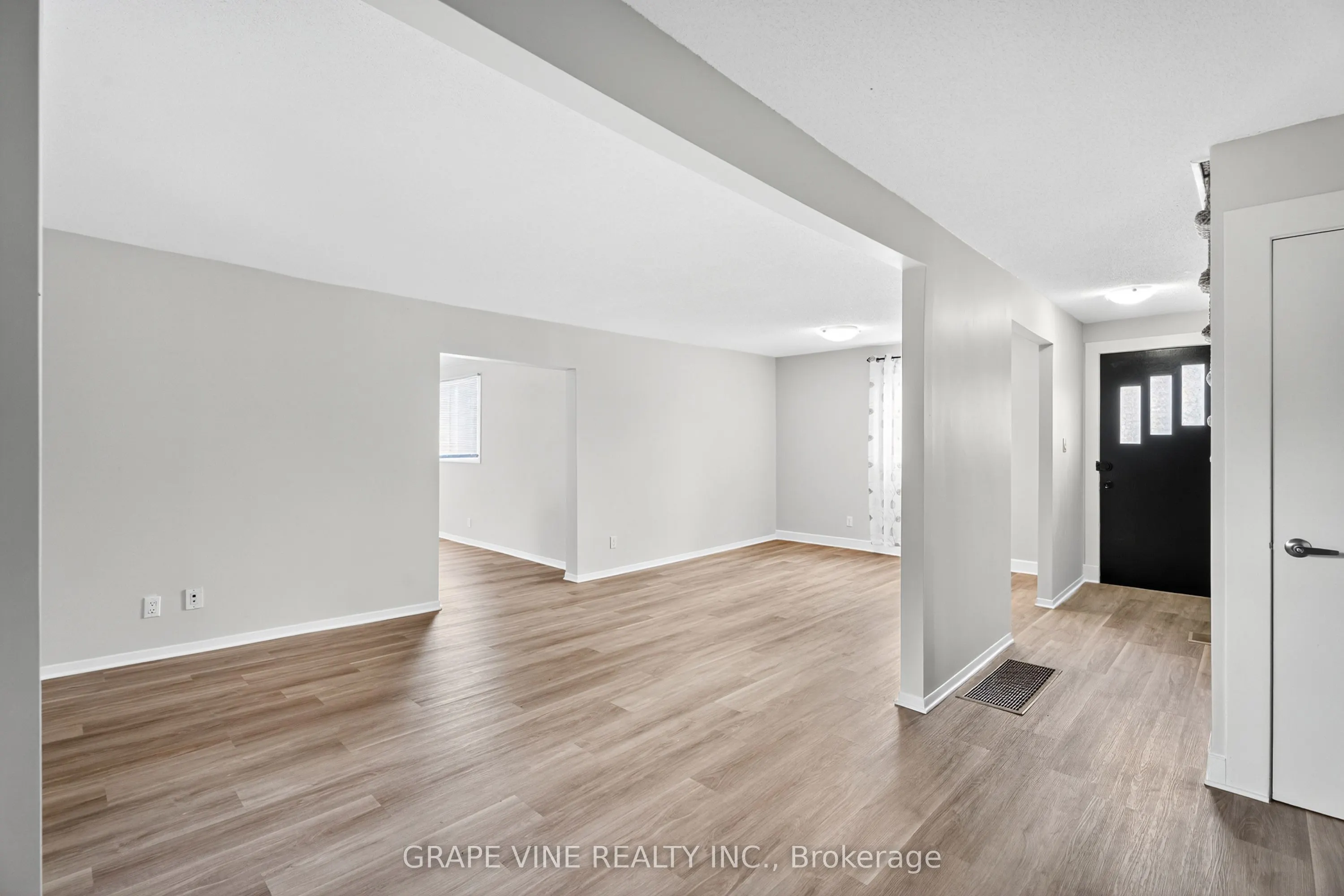 814 Laurier Street
