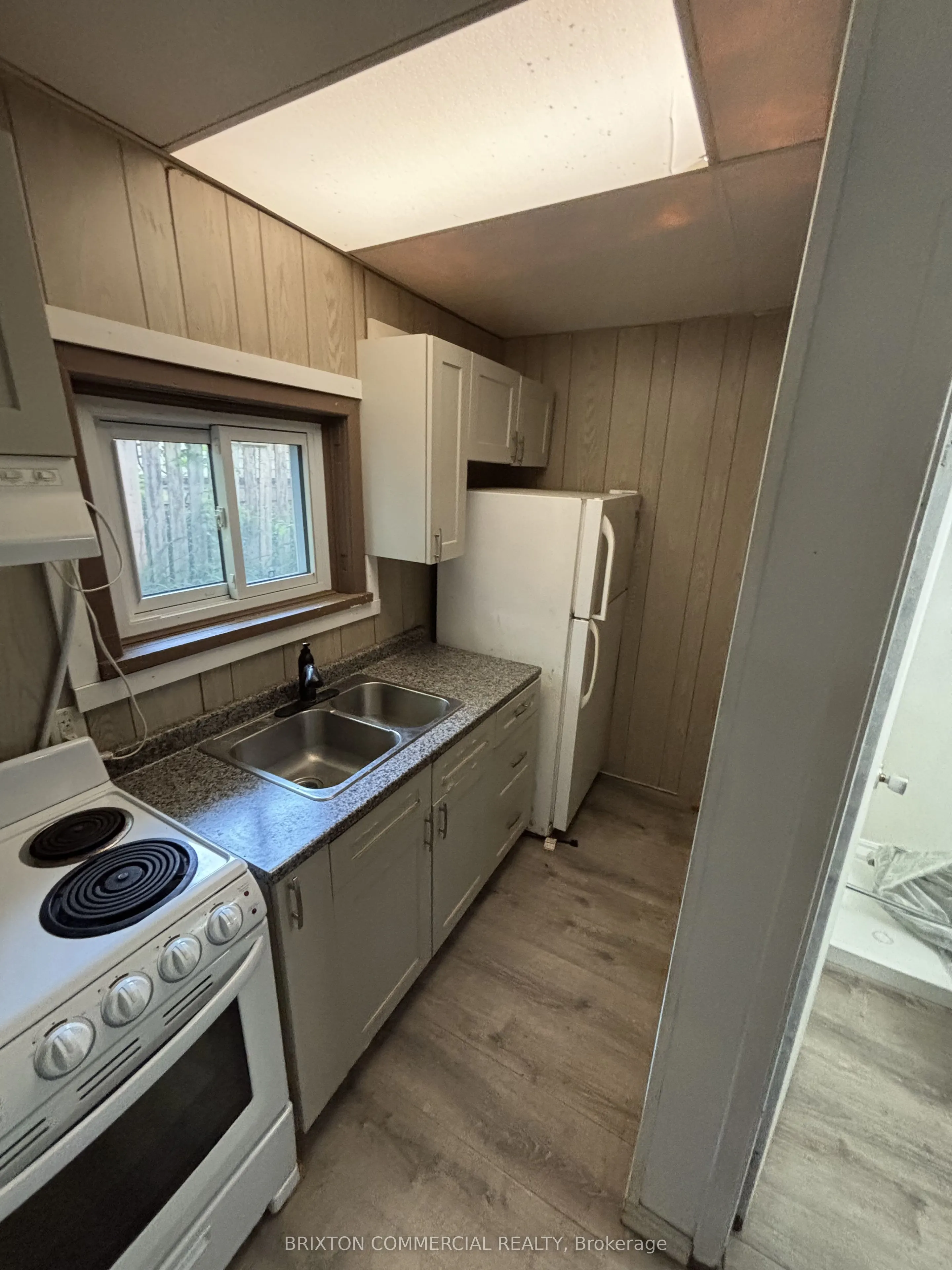 11 Minerva Street W, #3