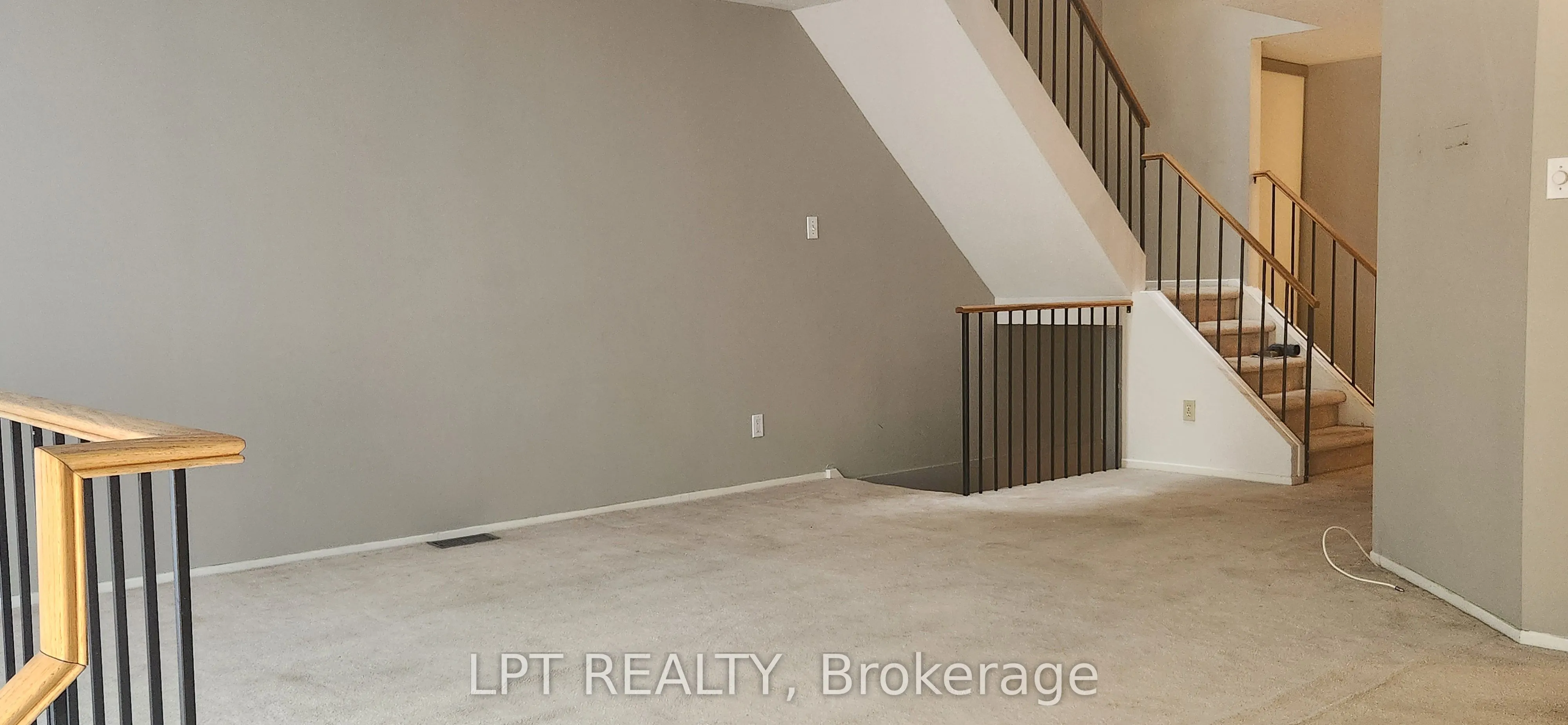 148 Pickwick Drive