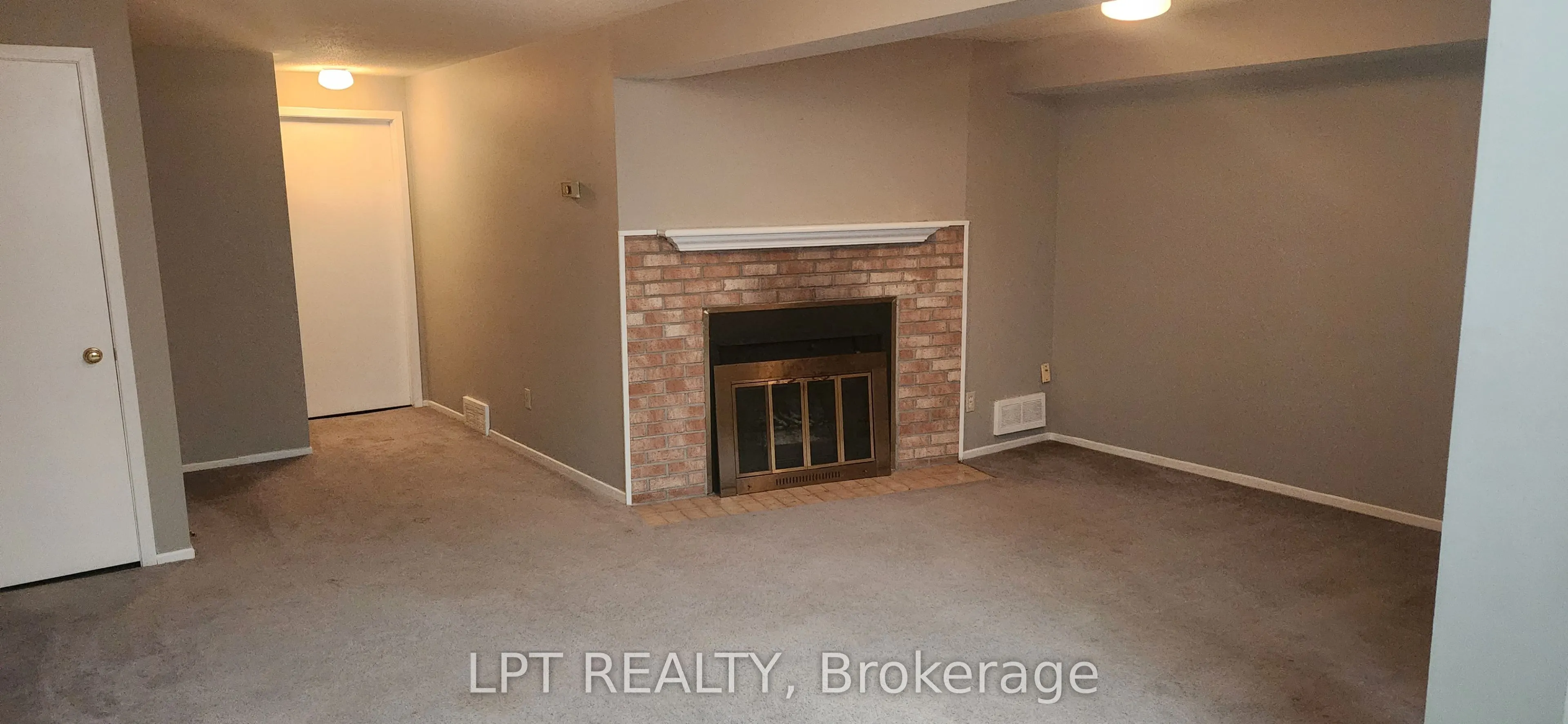 148 Pickwick Drive