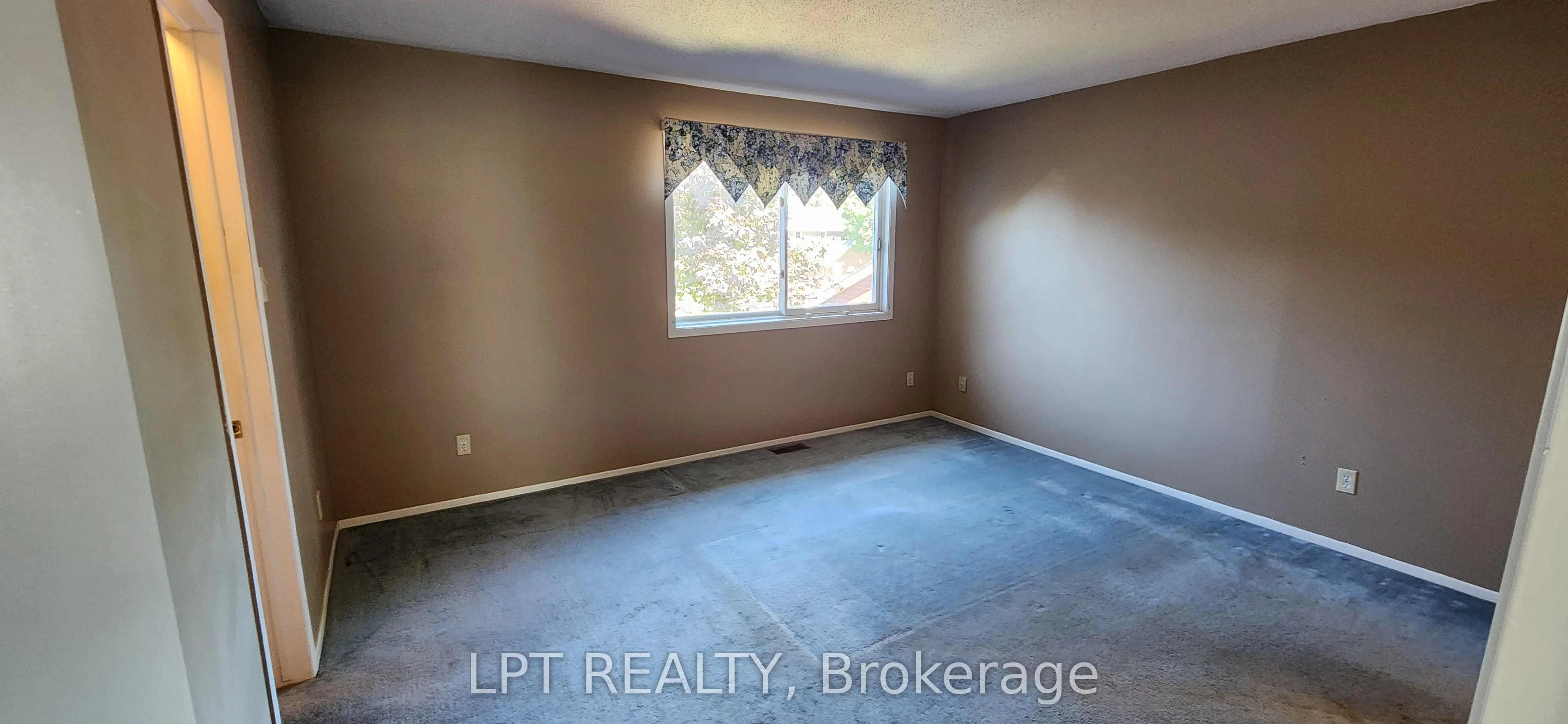 148 Pickwick Drive