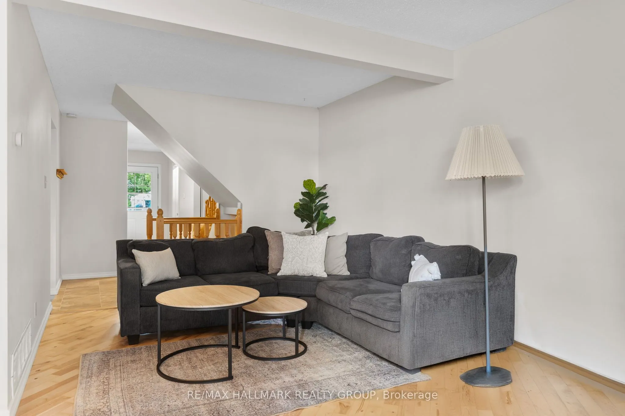 1598 Hoskins Crescent, #17
