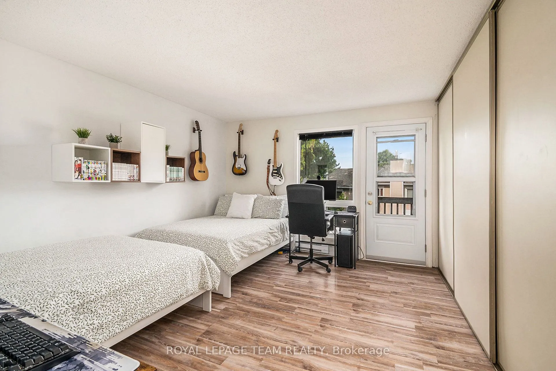 6720 Jeanne D'Arc Boulevard, #B