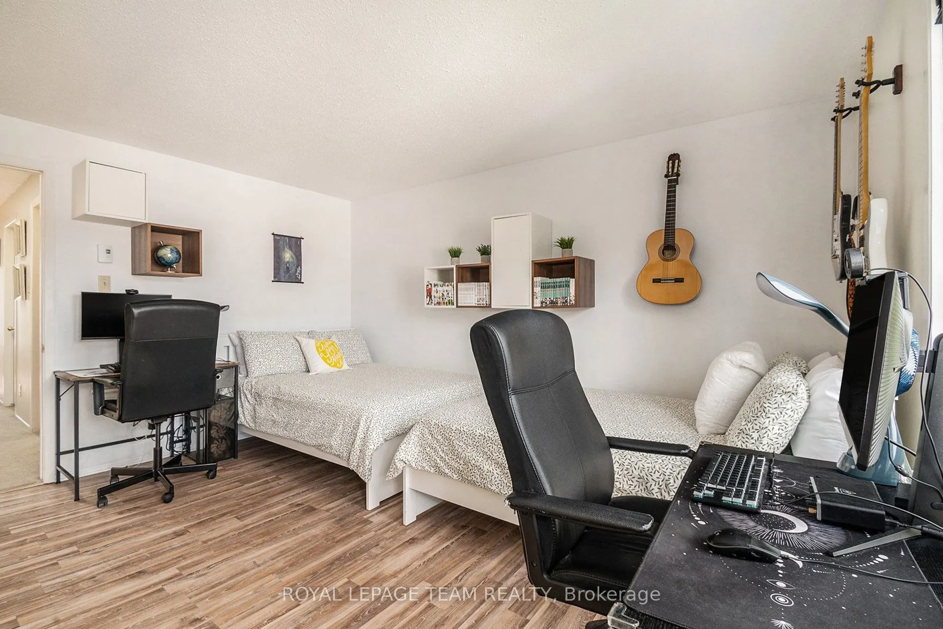 6720 Jeanne D'Arc Boulevard, #B