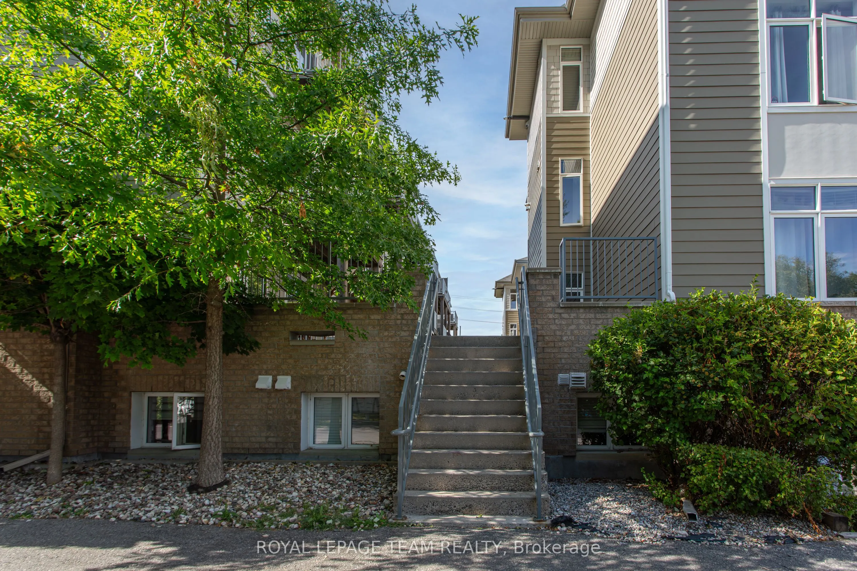 306-A Everest Private, #A