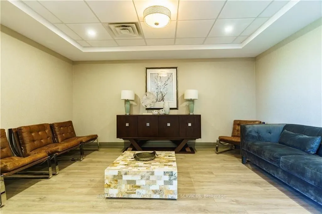 101 Shoreview Place, #135