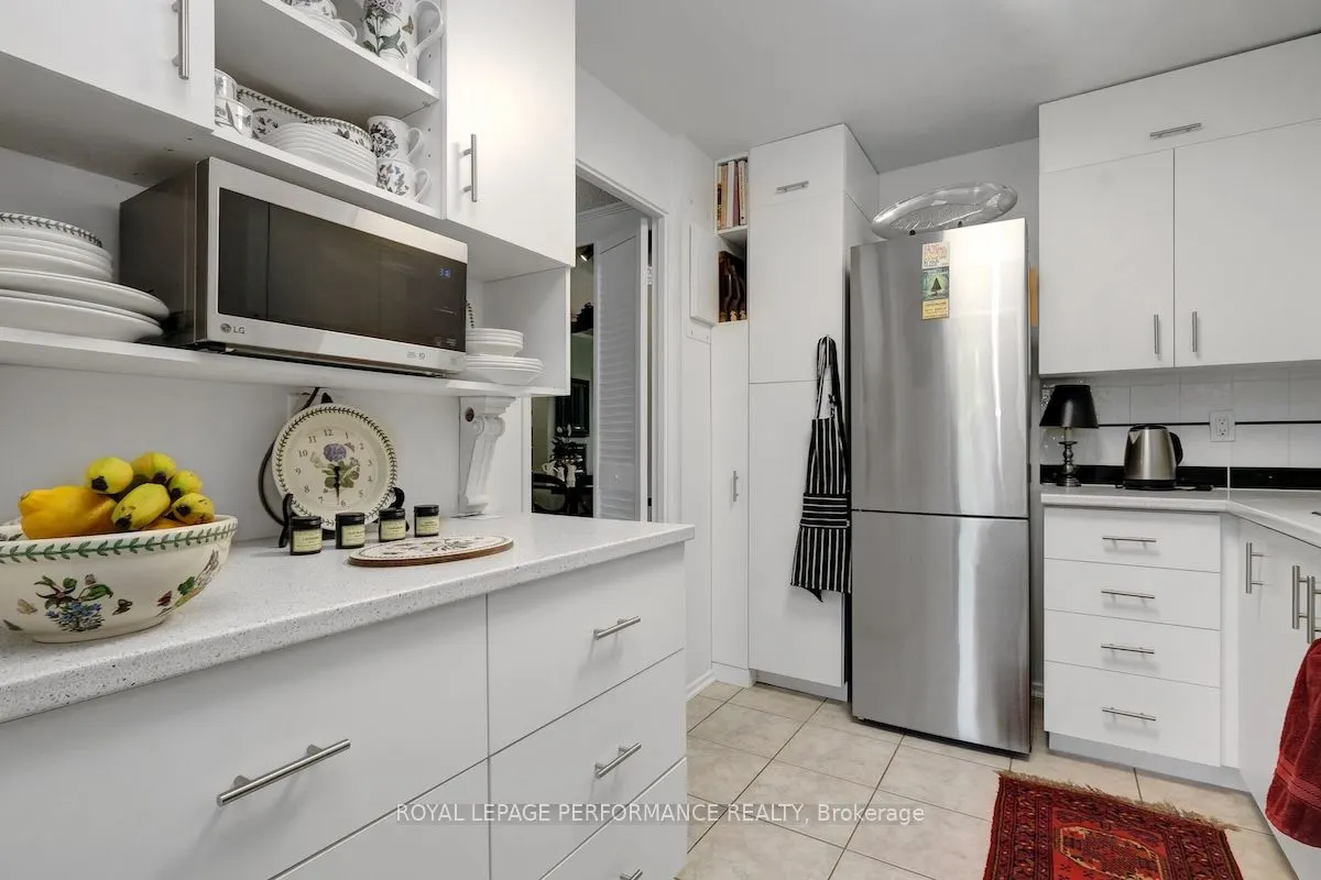 2625 Regina Street, #207