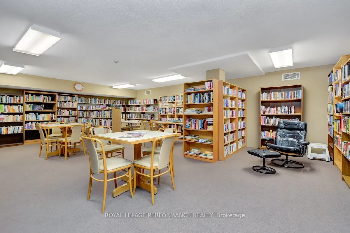 2625 Regina Street, #207