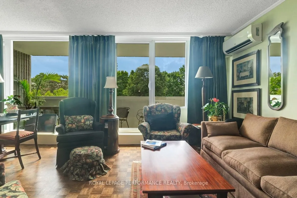2625 Regina Street, #207