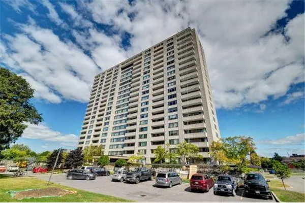 2625 Regina Street, #207