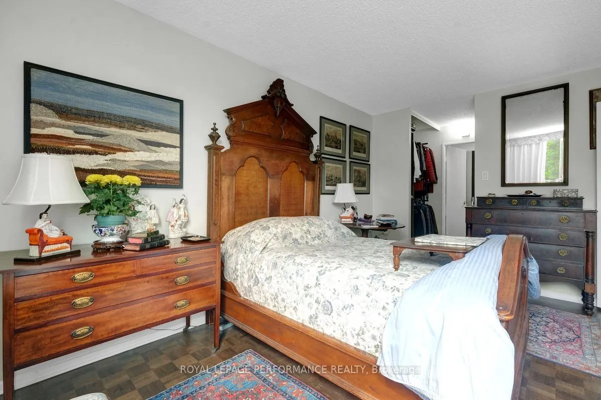 2625 Regina Street, #207