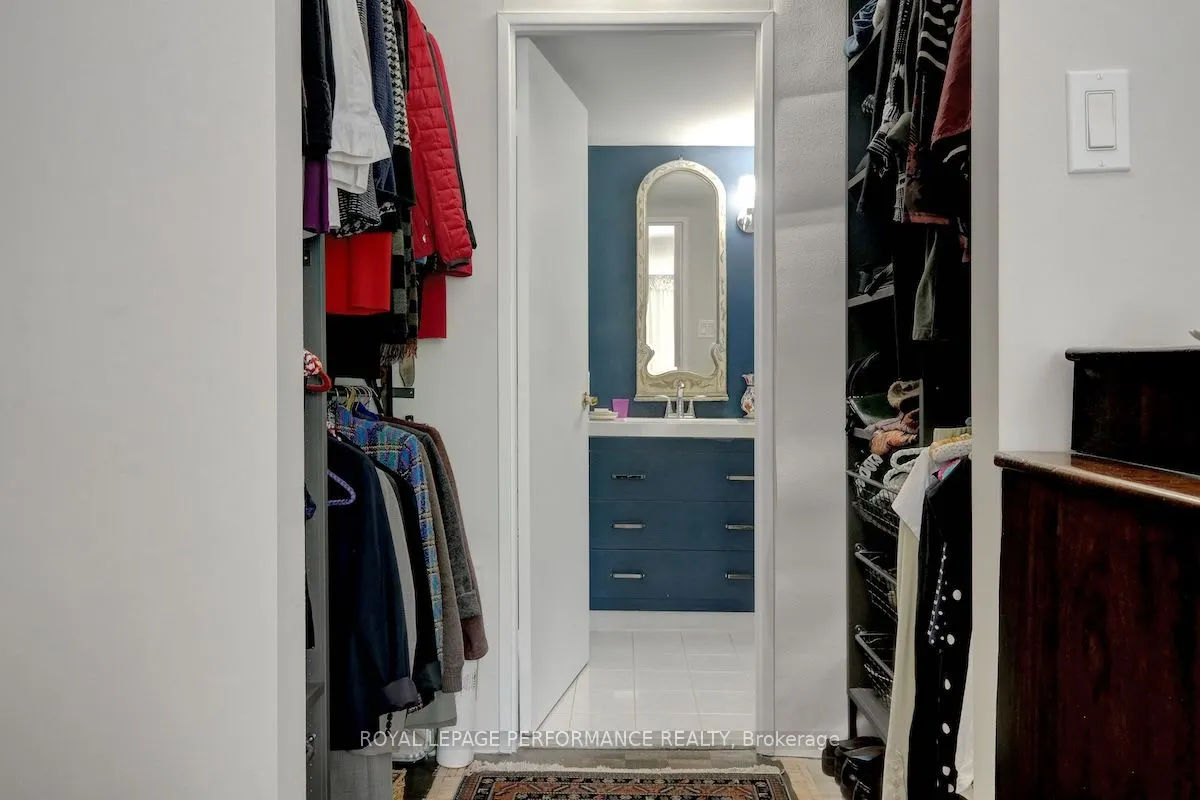 2625 Regina Street, #207