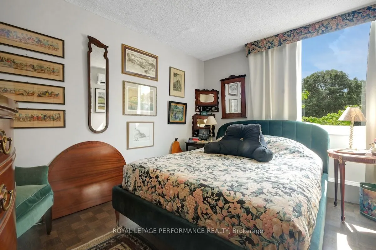 2625 Regina Street, #207