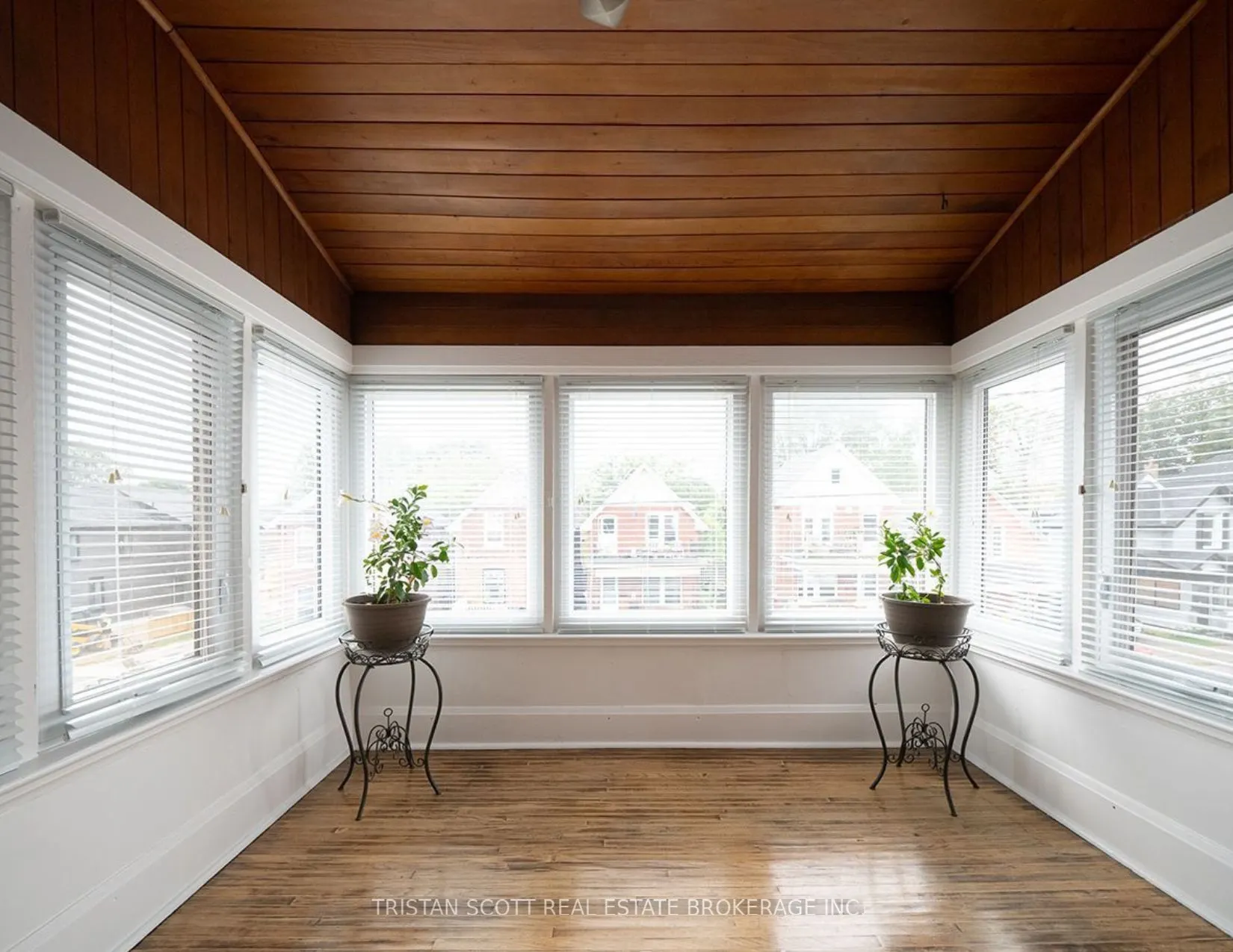 480 Colborne Street, #2
