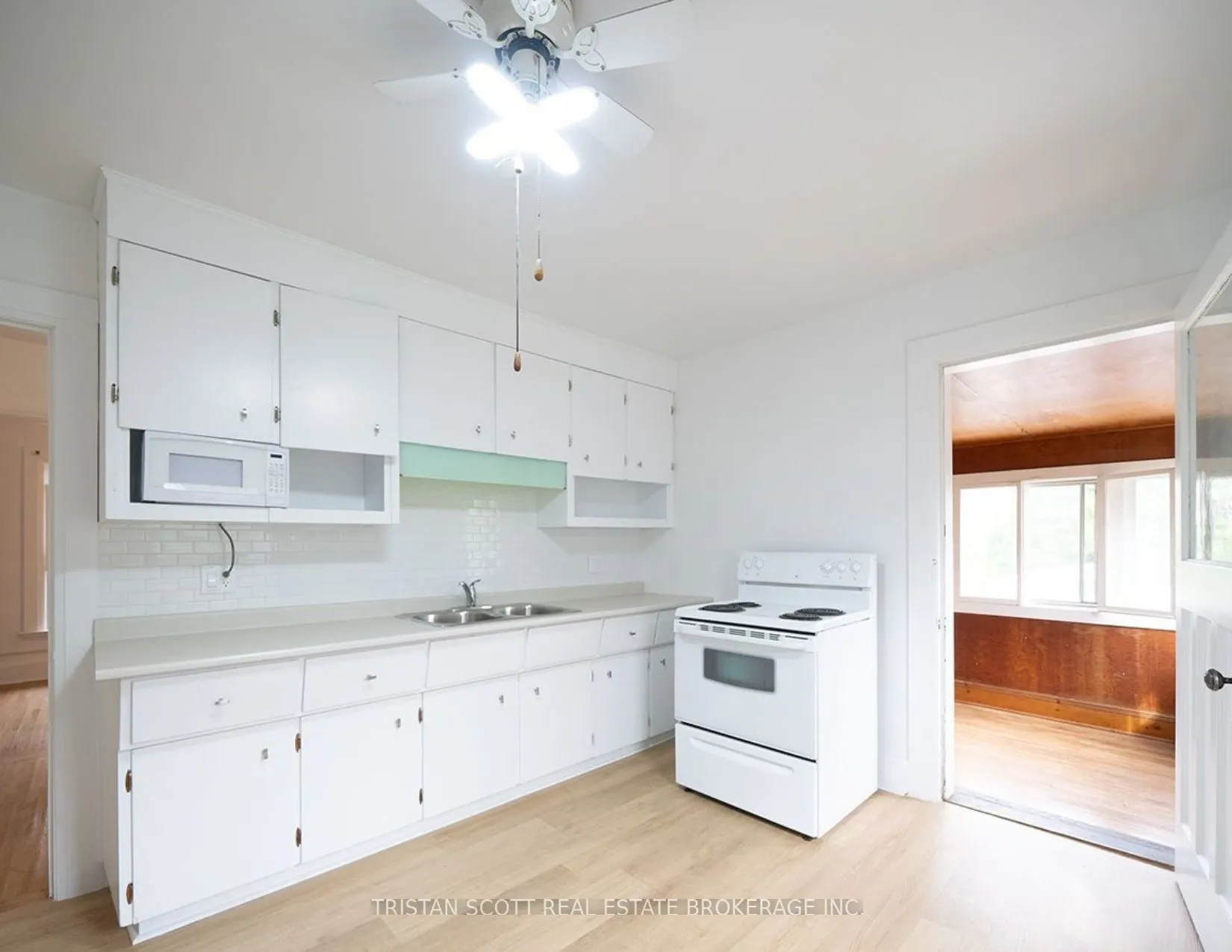 480 Colborne Street, #2