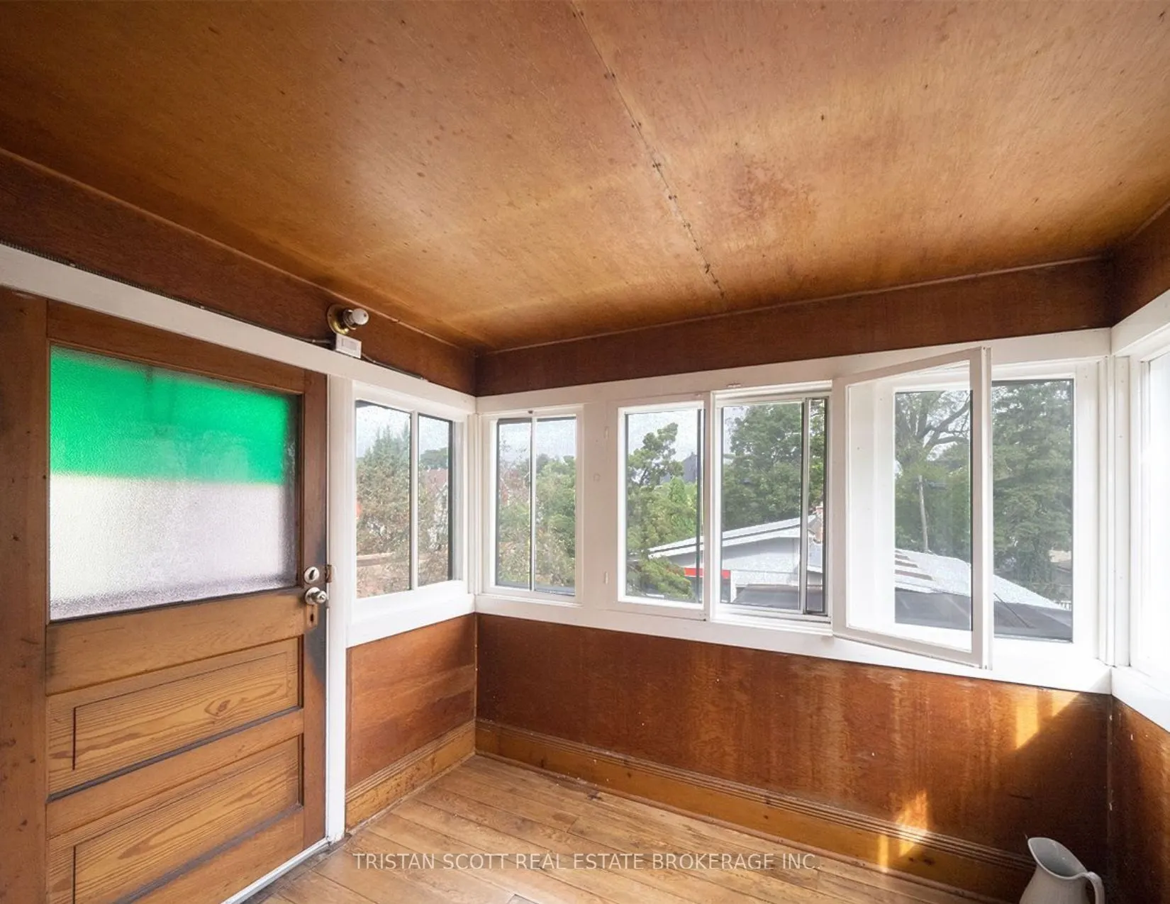 480 Colborne Street, #2