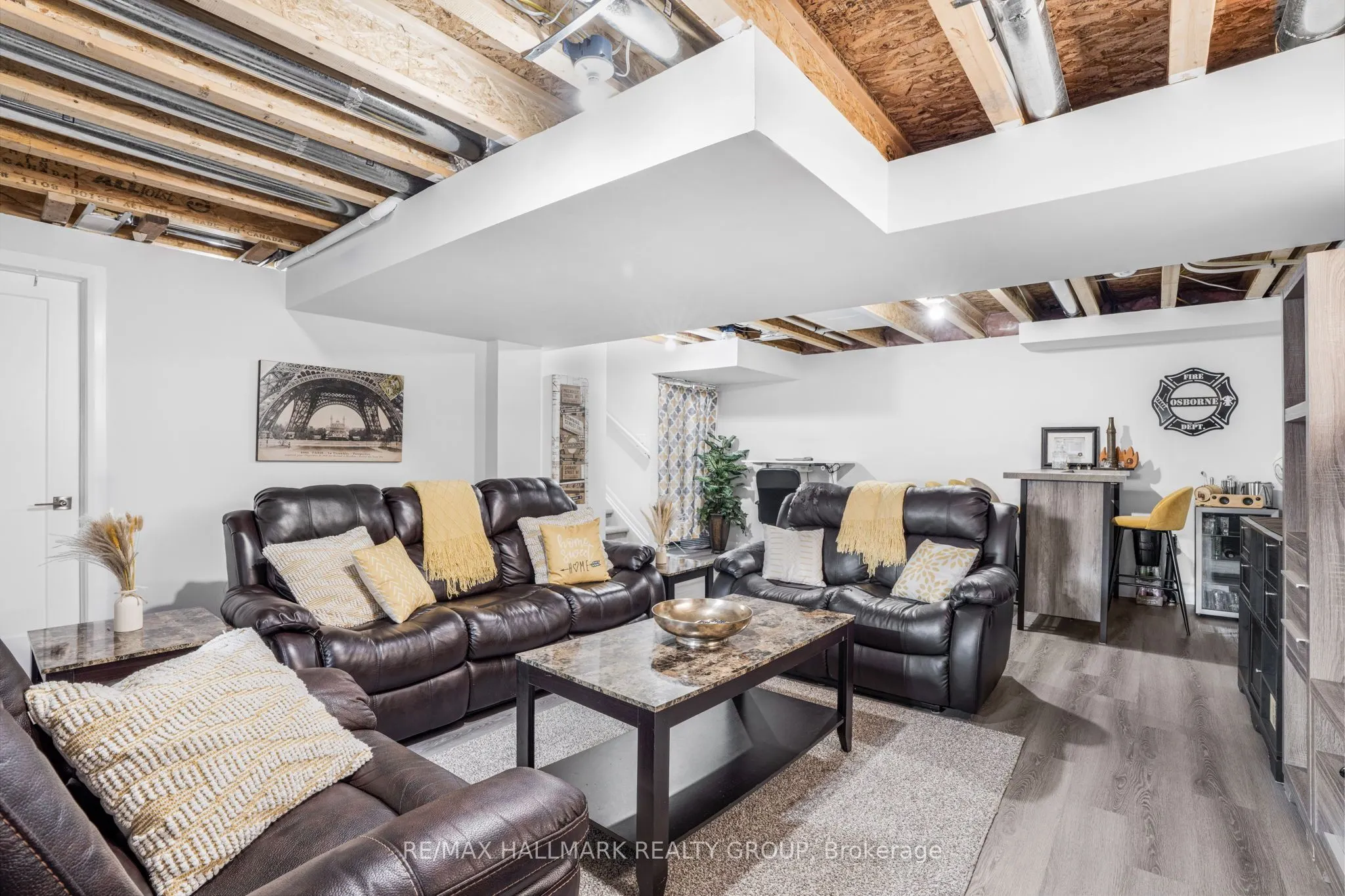364 STERLING Avenue