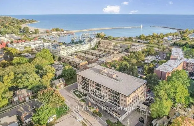135 Orr Street, #402
