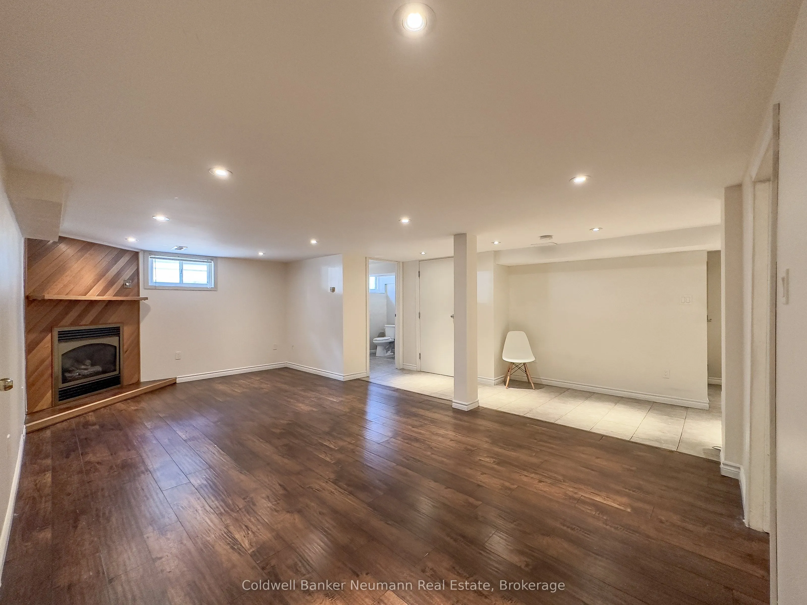 17 Ottawa Crescent, #lower