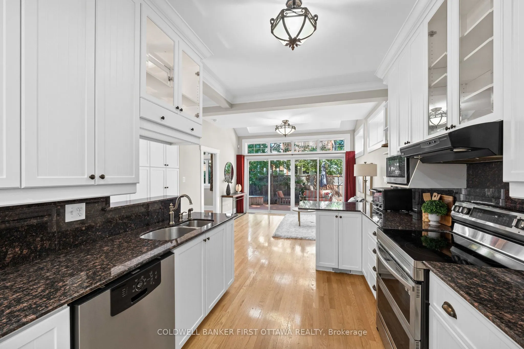 79 Ossington Avenue