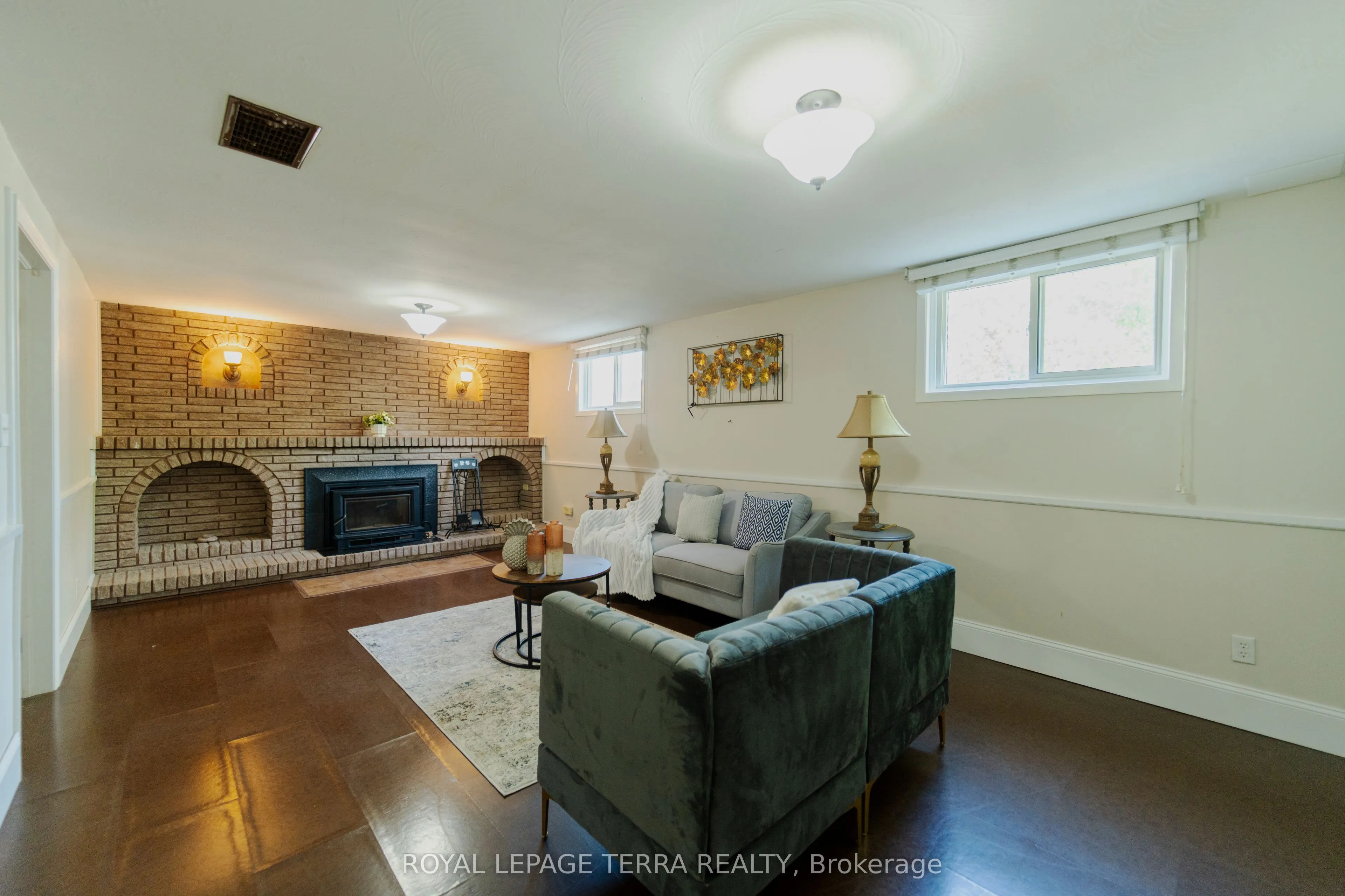55 Eastbury Drive