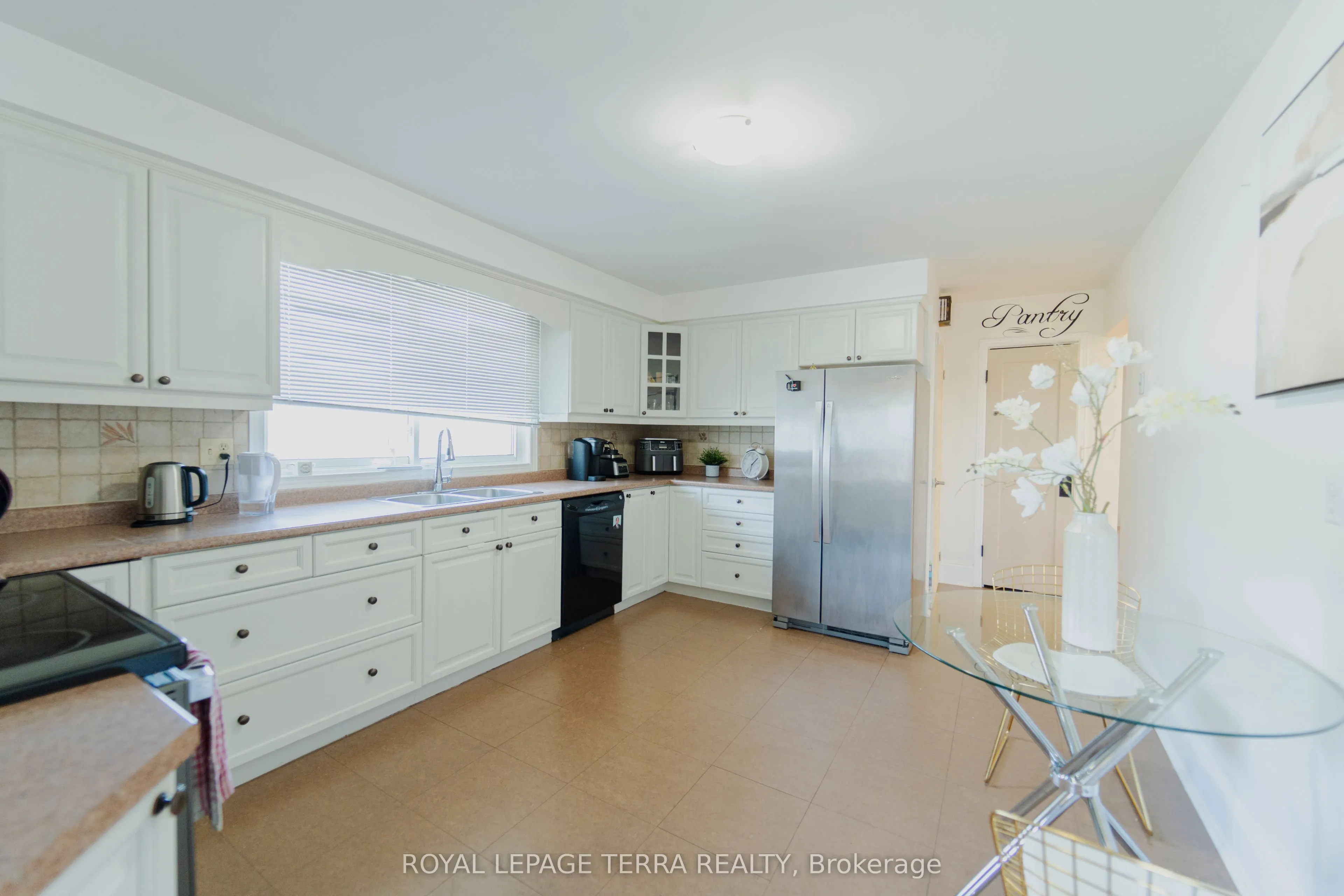 55 Eastbury Drive