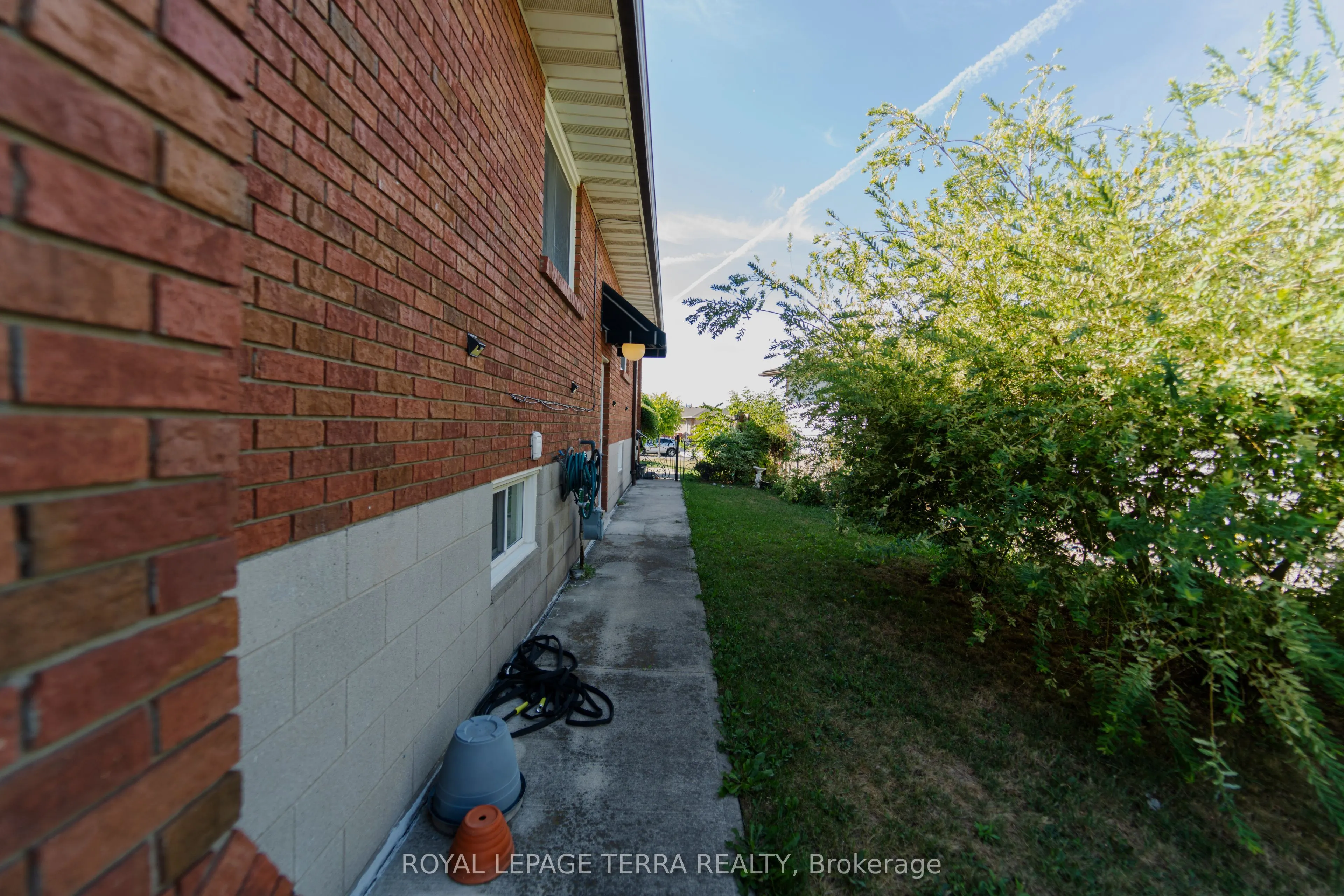 55 Eastbury Drive