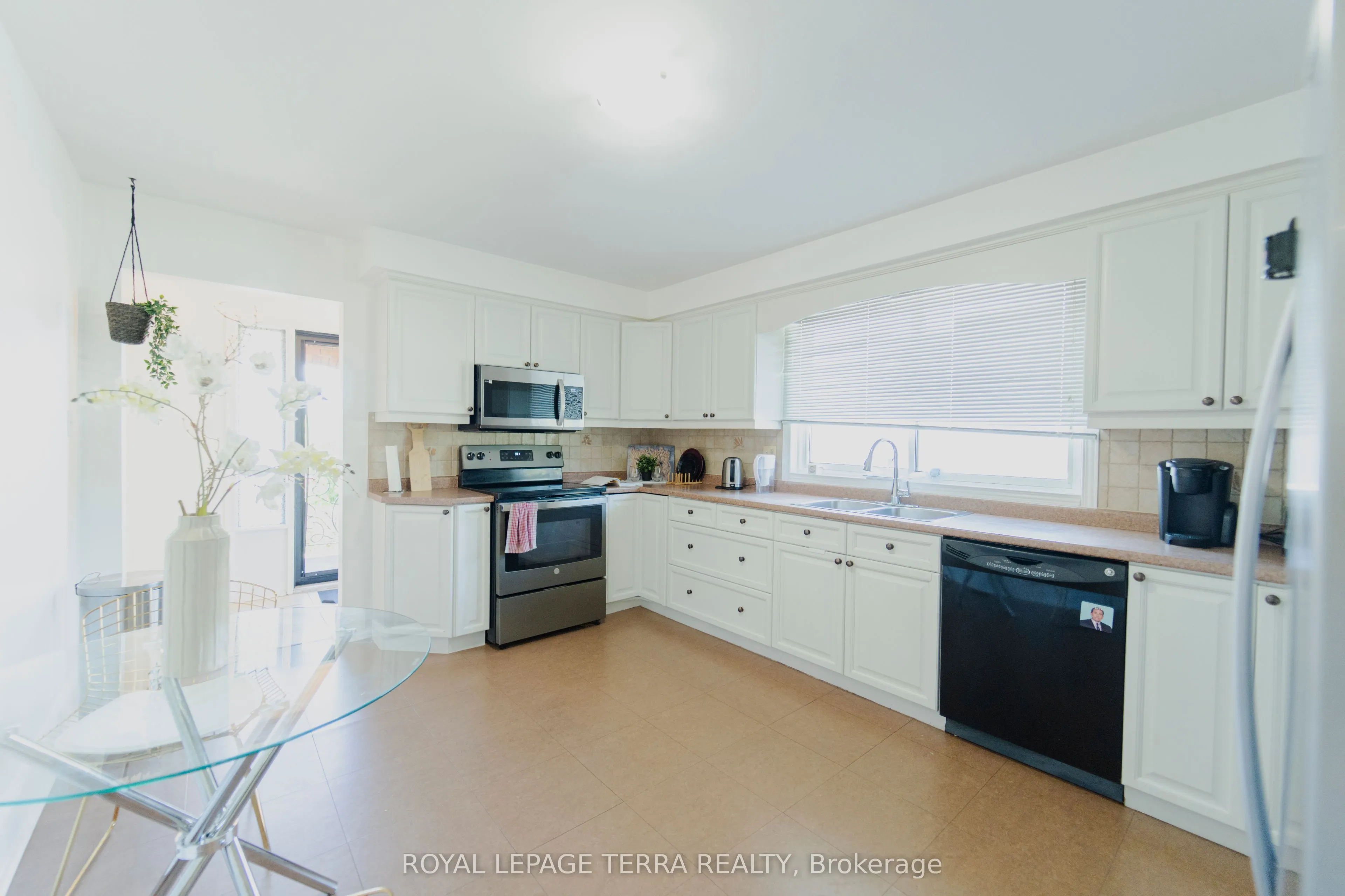 55 Eastbury Drive