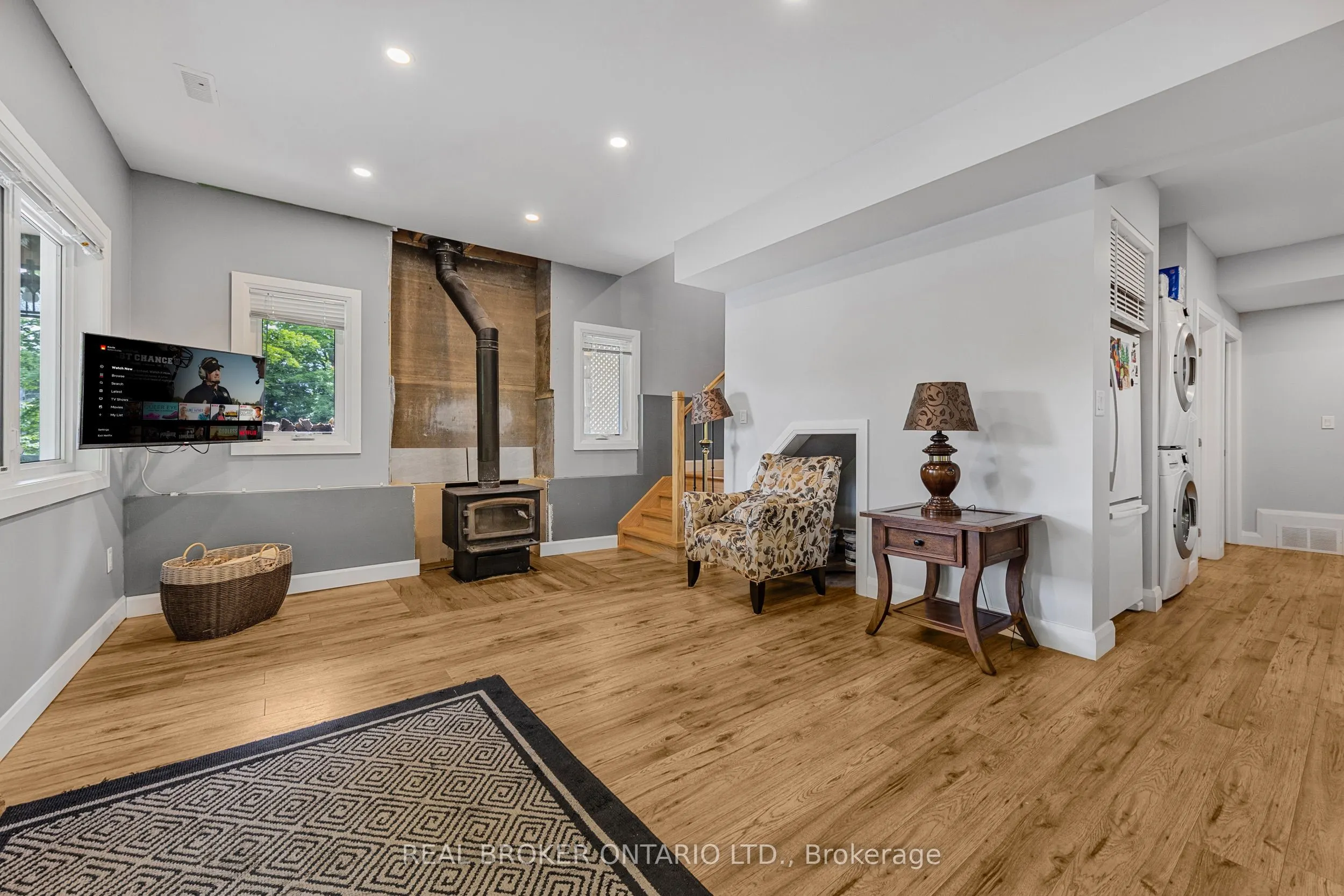 1 McKowen Road