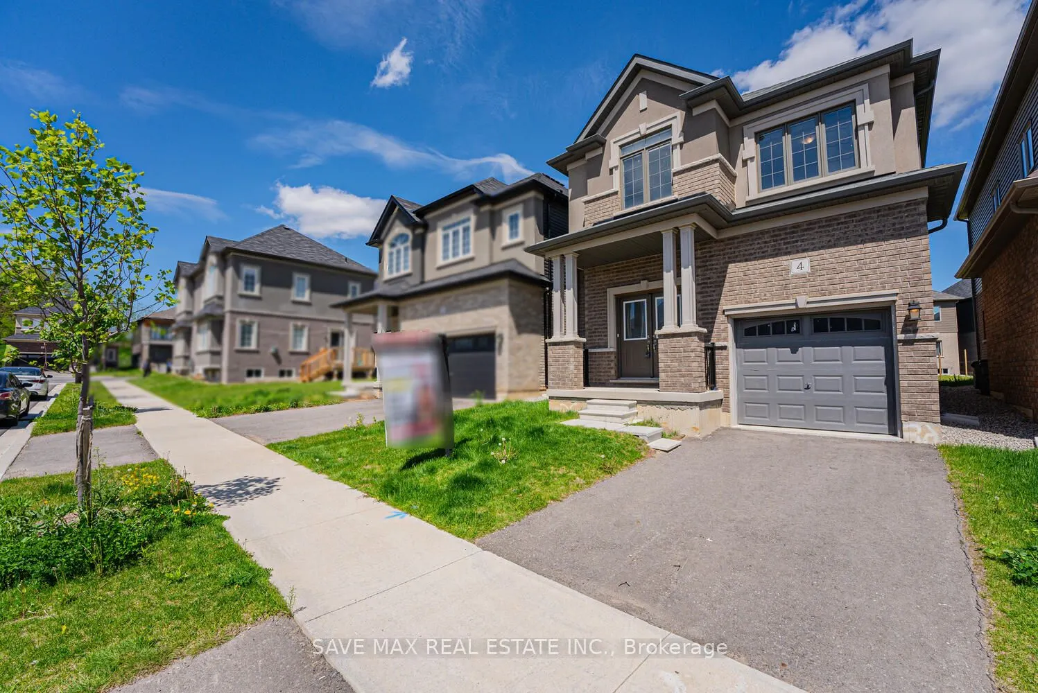 4 Tarrison Street S