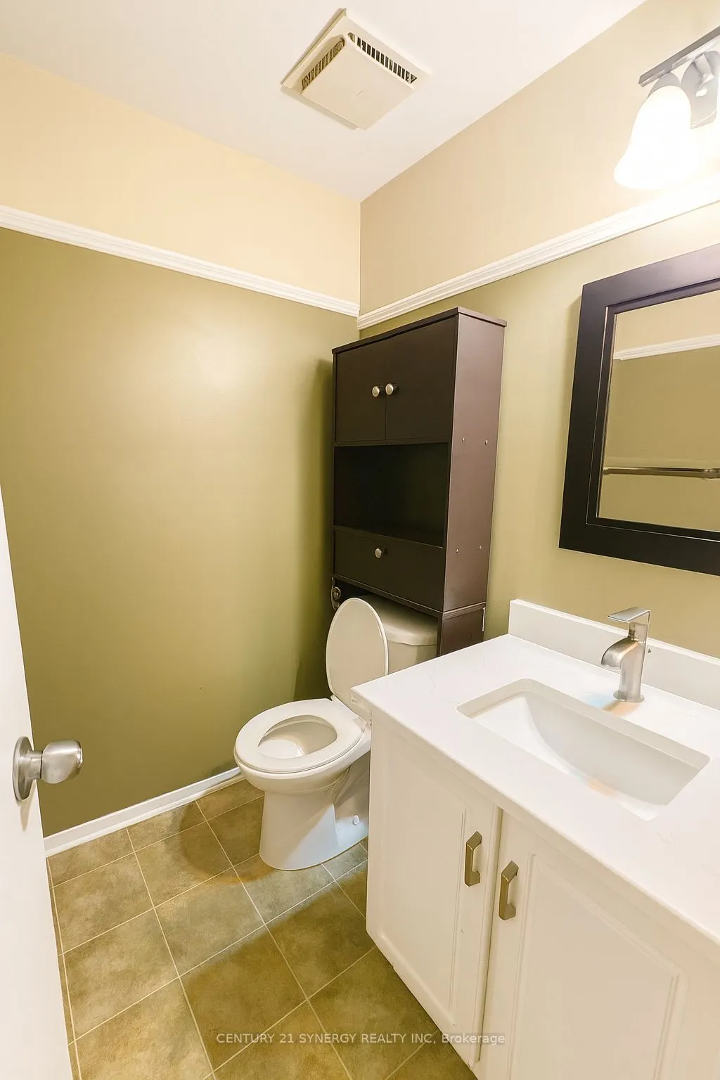 762 St. Andre Drive, #5B