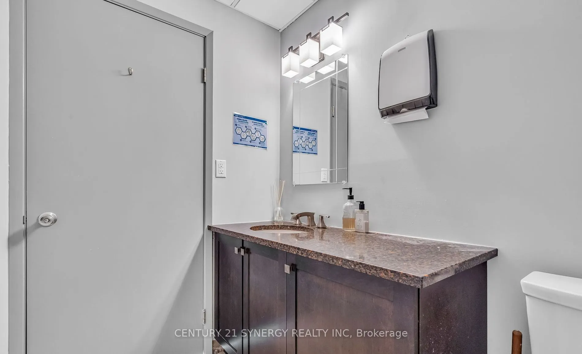 99 Holland Avenue, #106