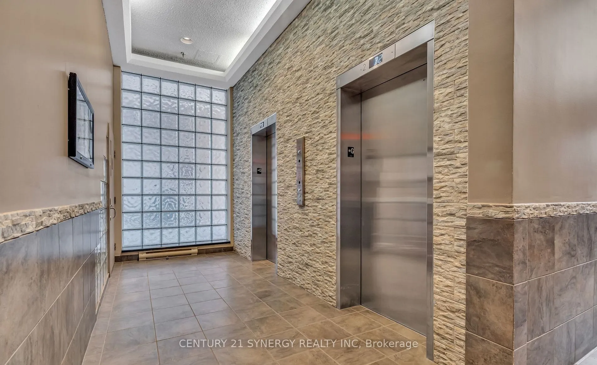 99 Holland Avenue, #106