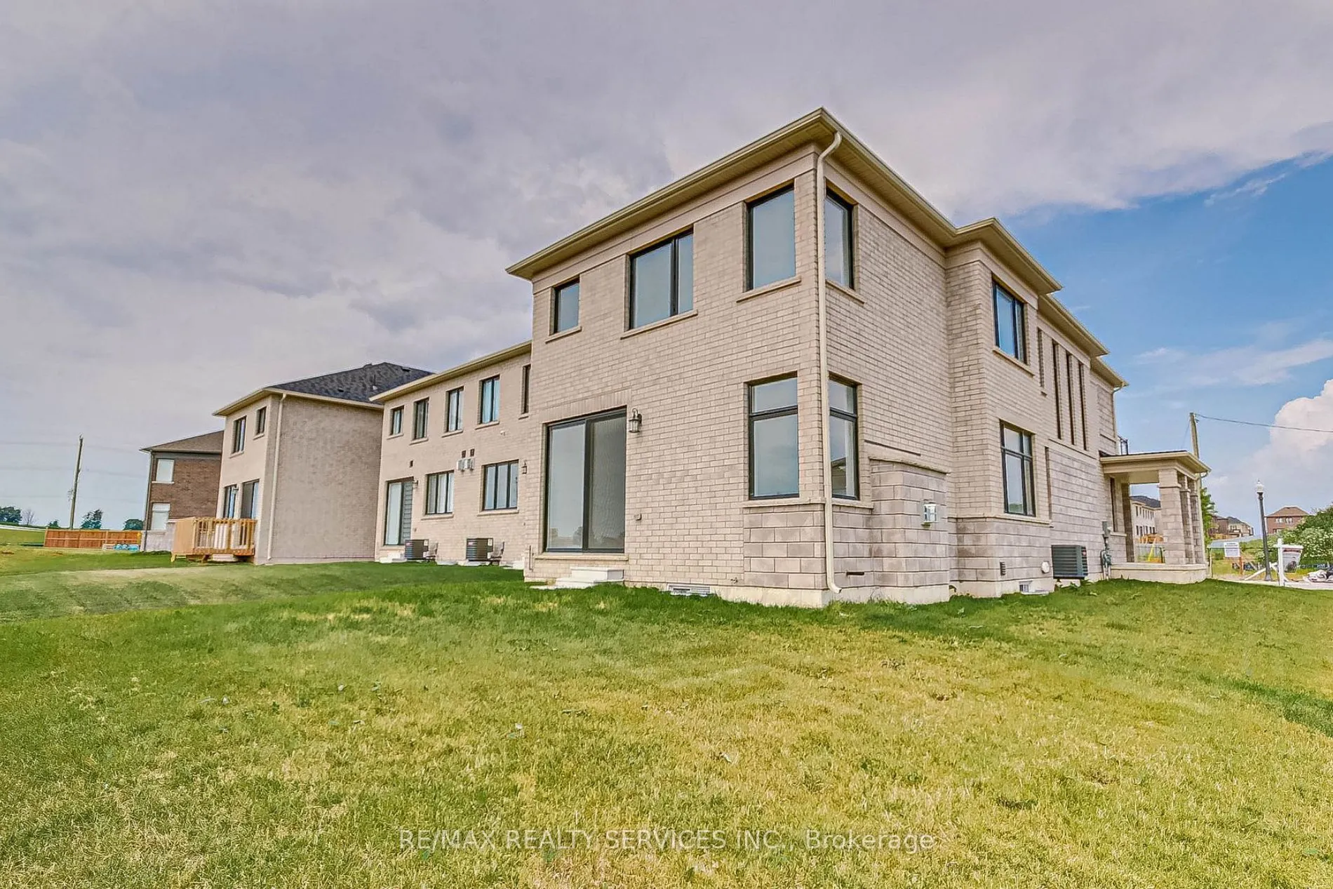 920 Sobeski Avenue