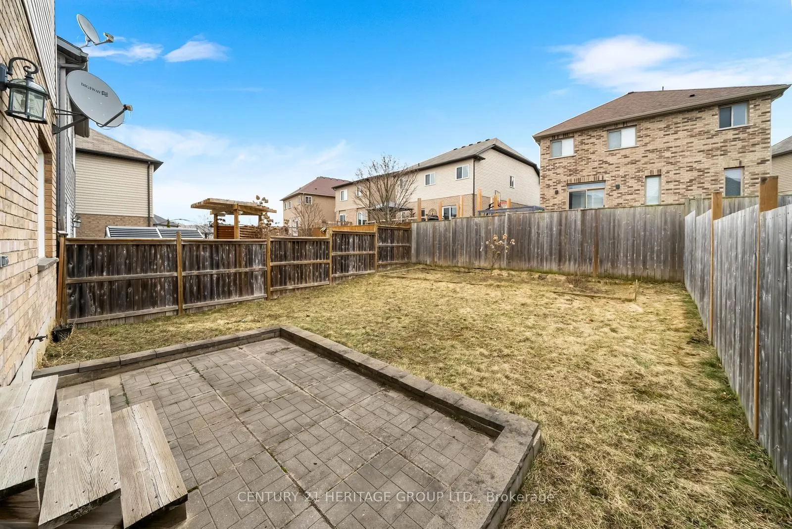 382 Woodbine Avenue