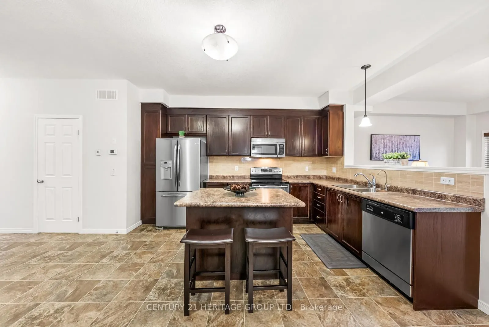 382 Woodbine Avenue