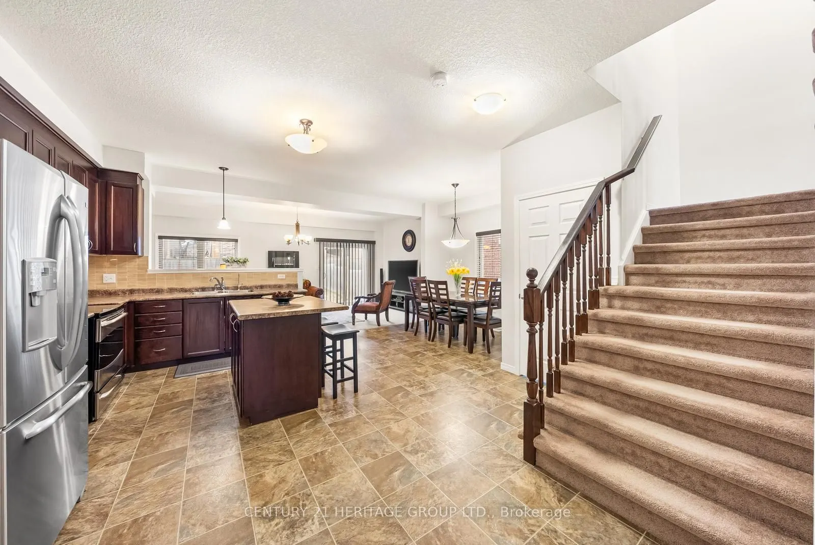 382 Woodbine Avenue