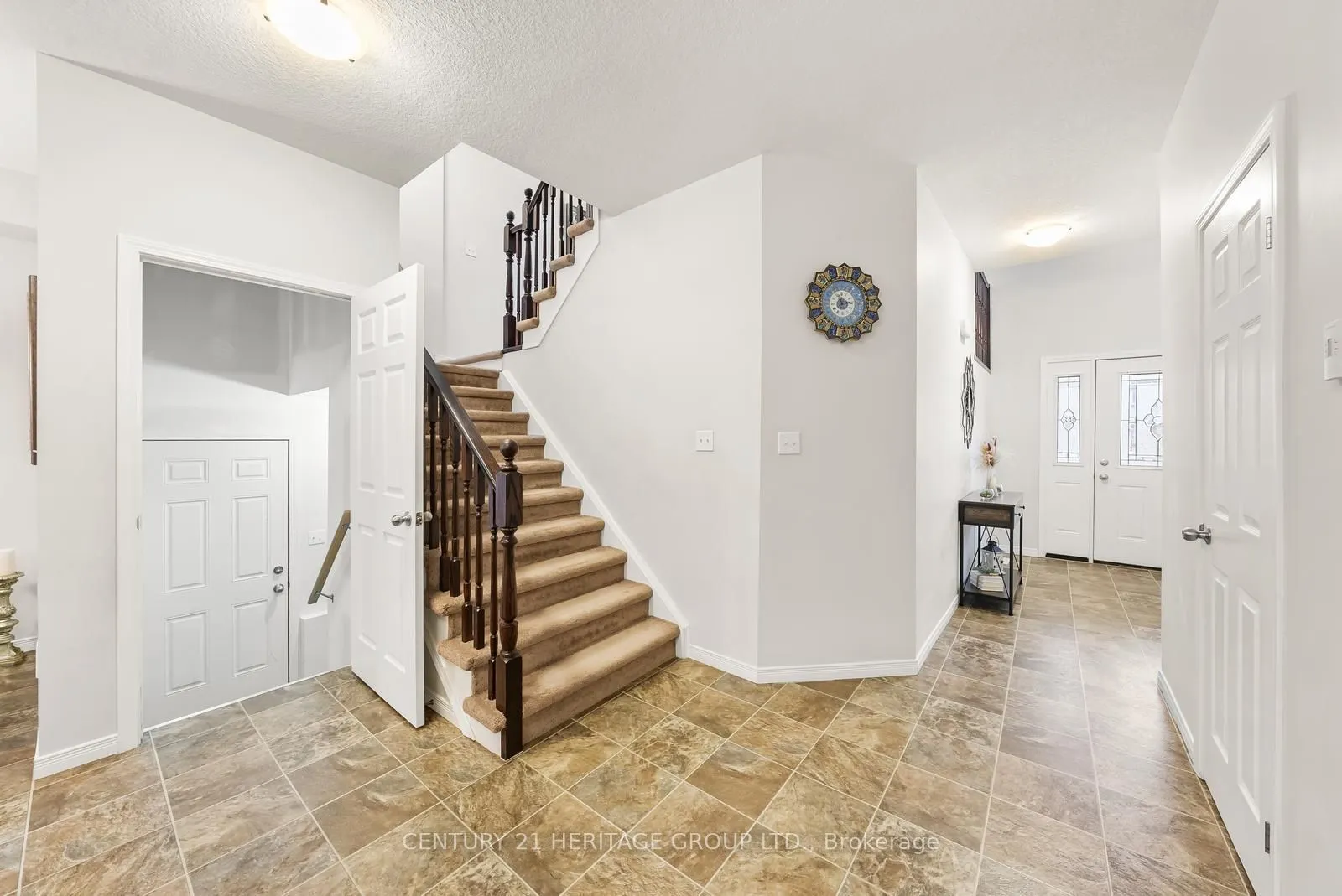 382 Woodbine Avenue