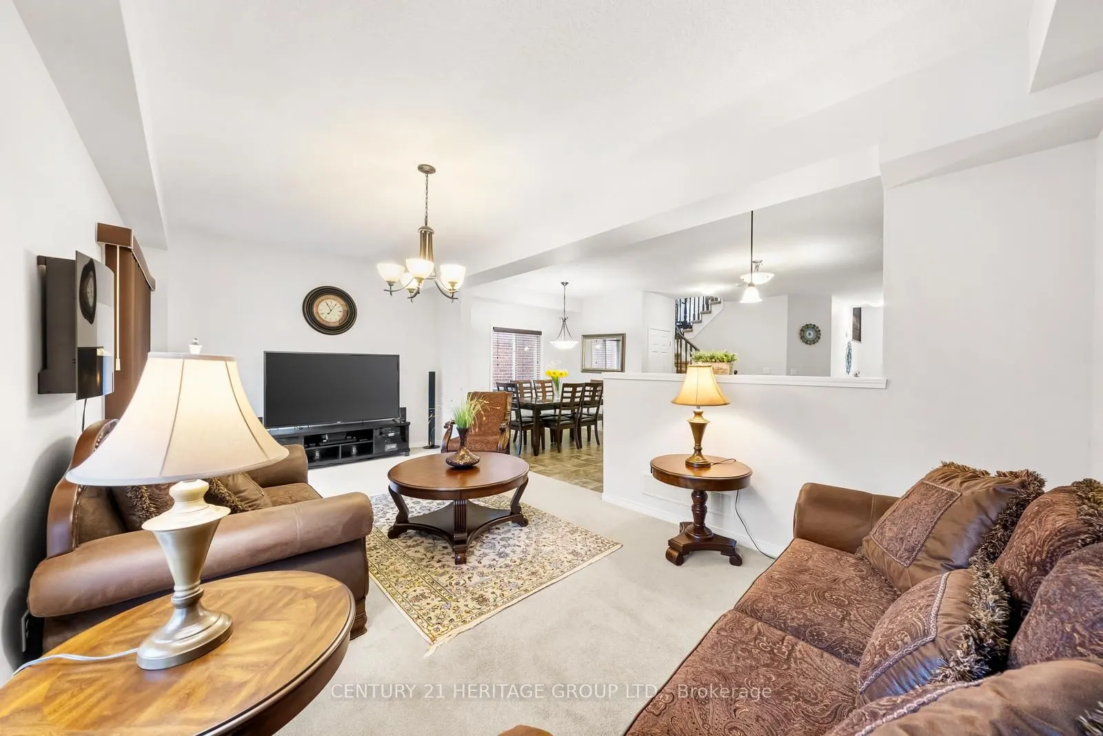 382 Woodbine Avenue