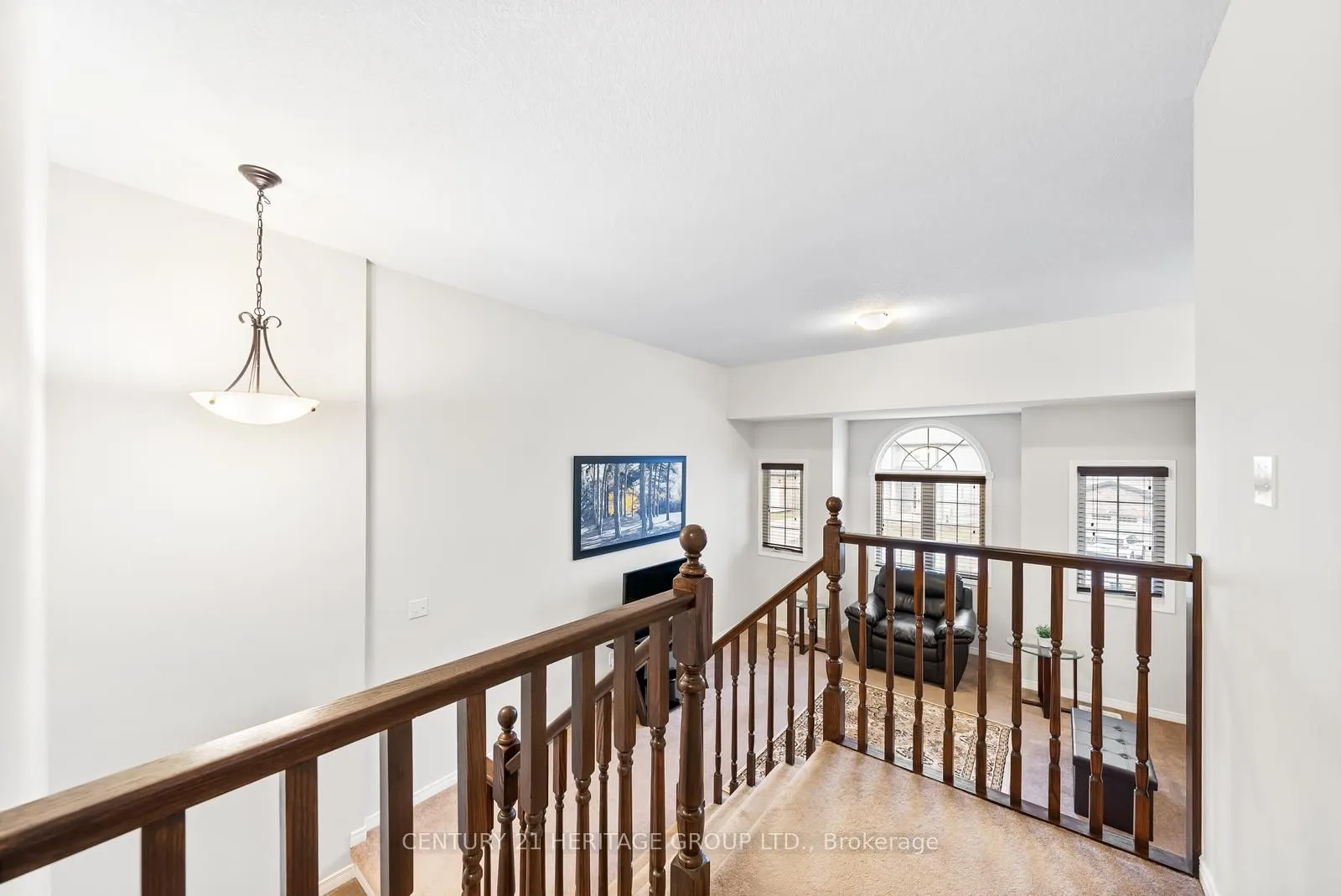382 Woodbine Avenue