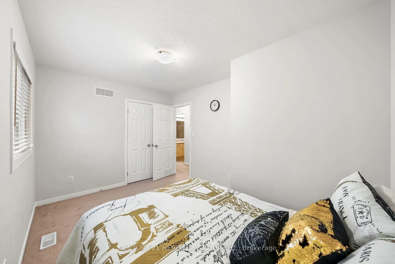 382 Woodbine Avenue