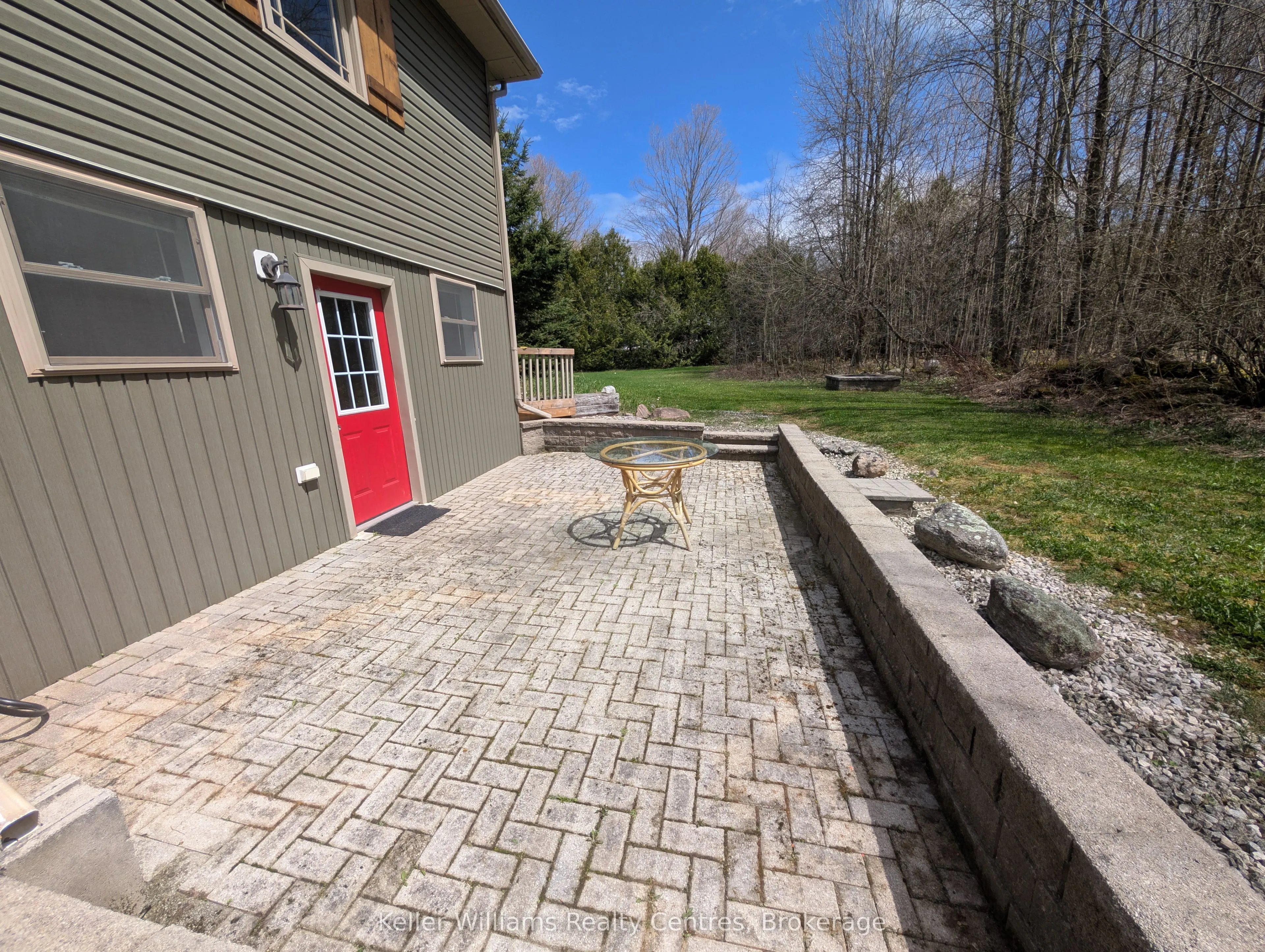 462028 Concession 24