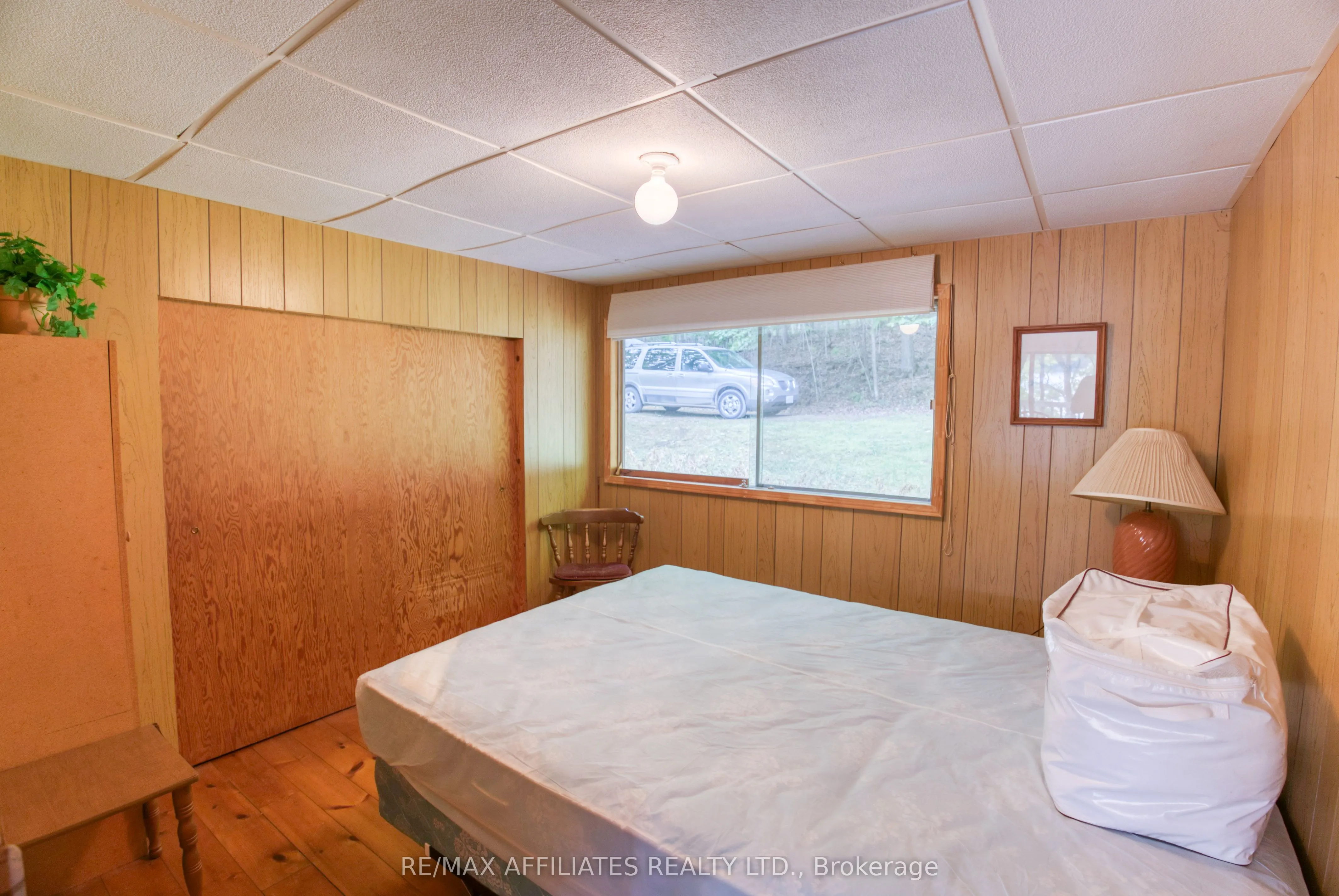 75 Demerling Lane S